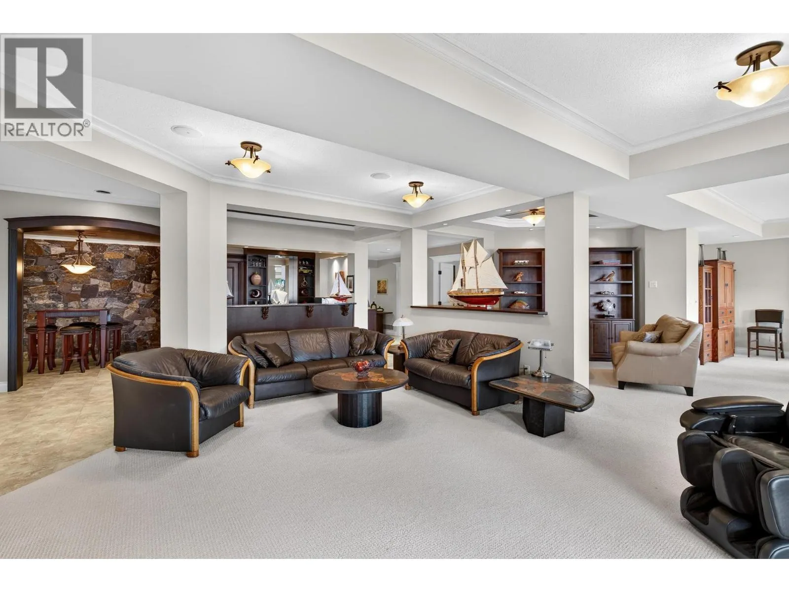 5386 Tanager Court