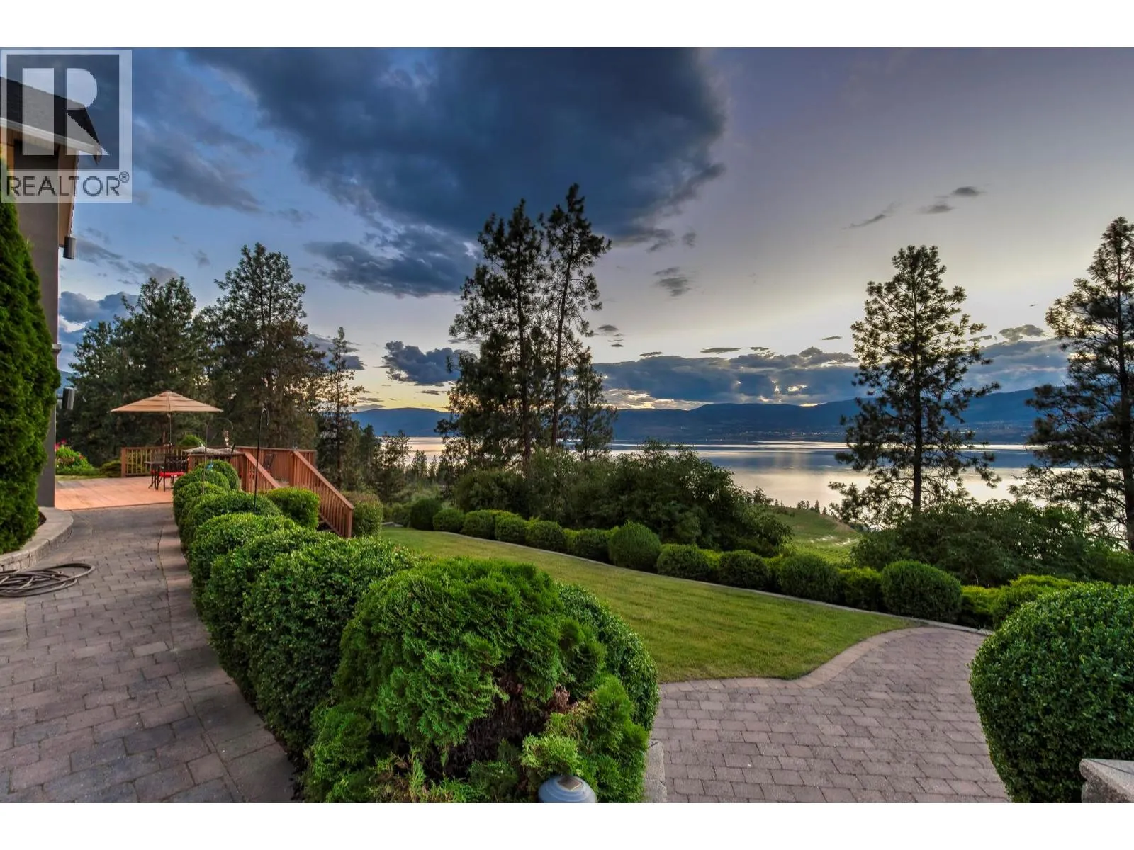5386 Tanager Court