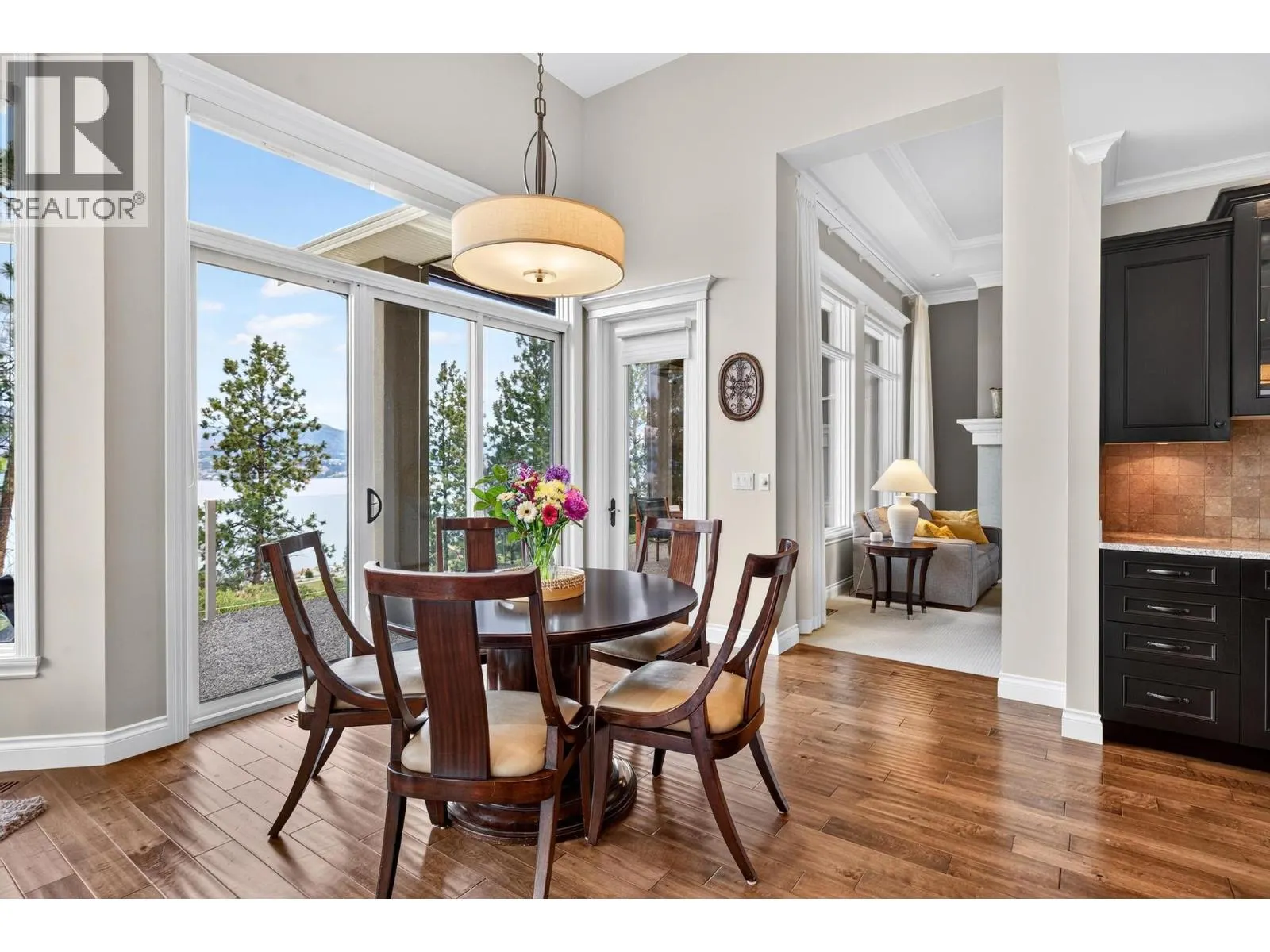 5386 Tanager Court