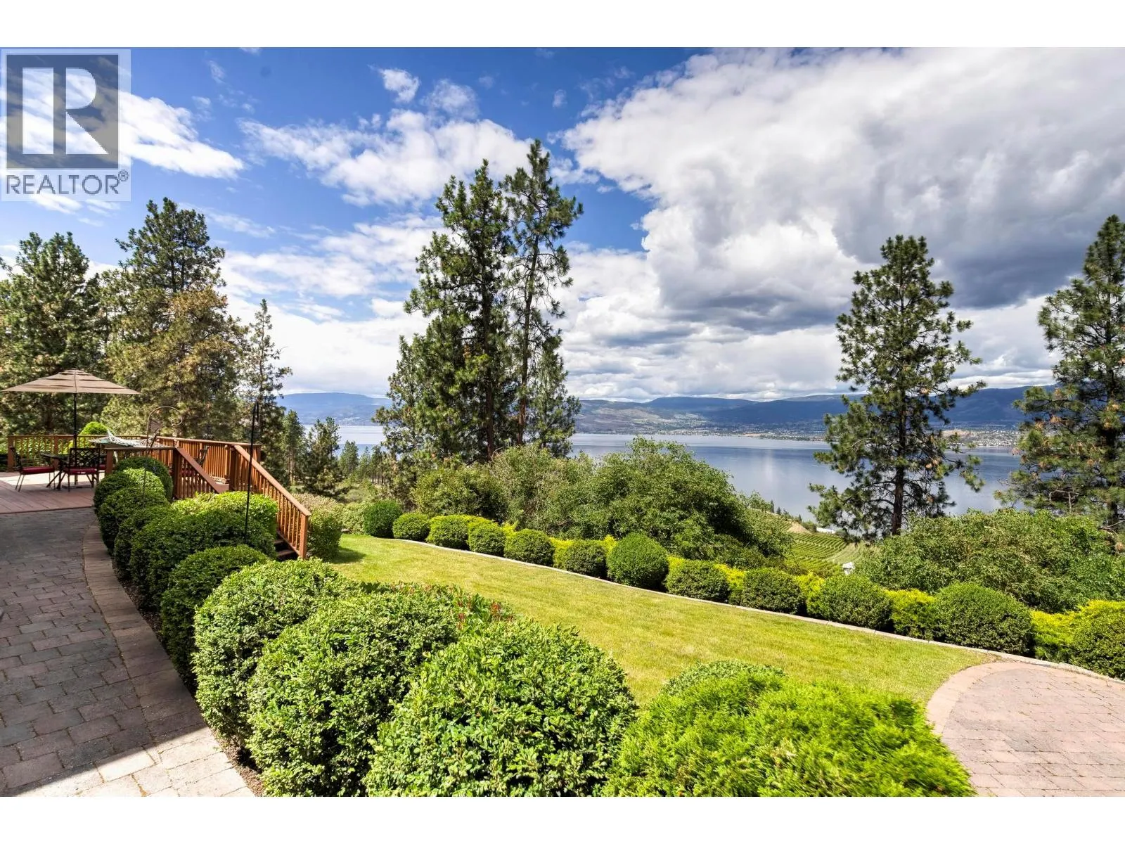 5386 Tanager Court