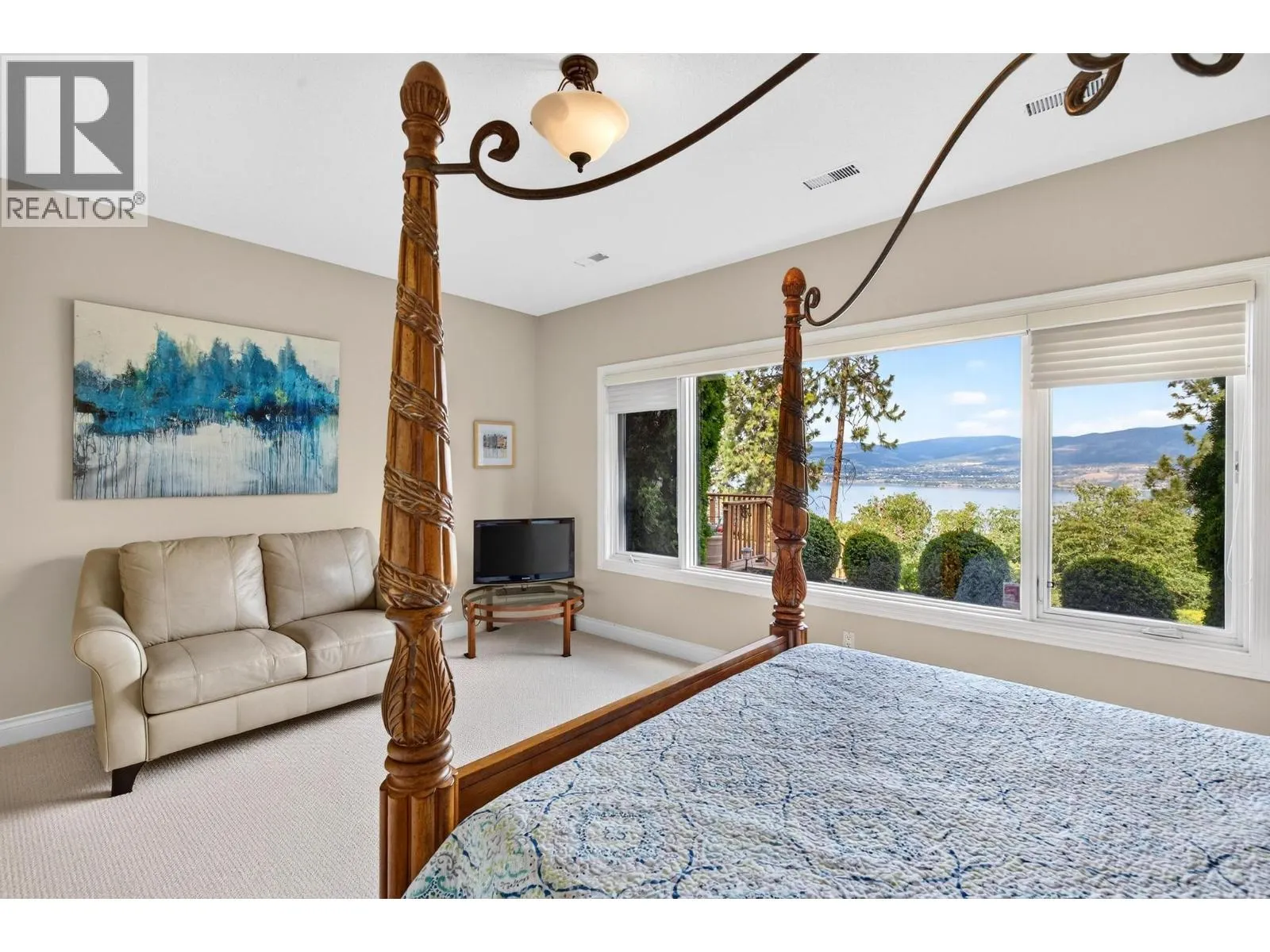 5386 Tanager Court