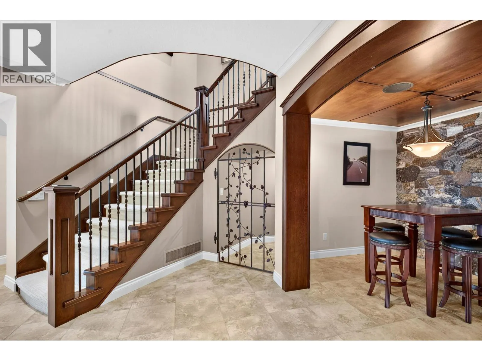 5386 Tanager Court