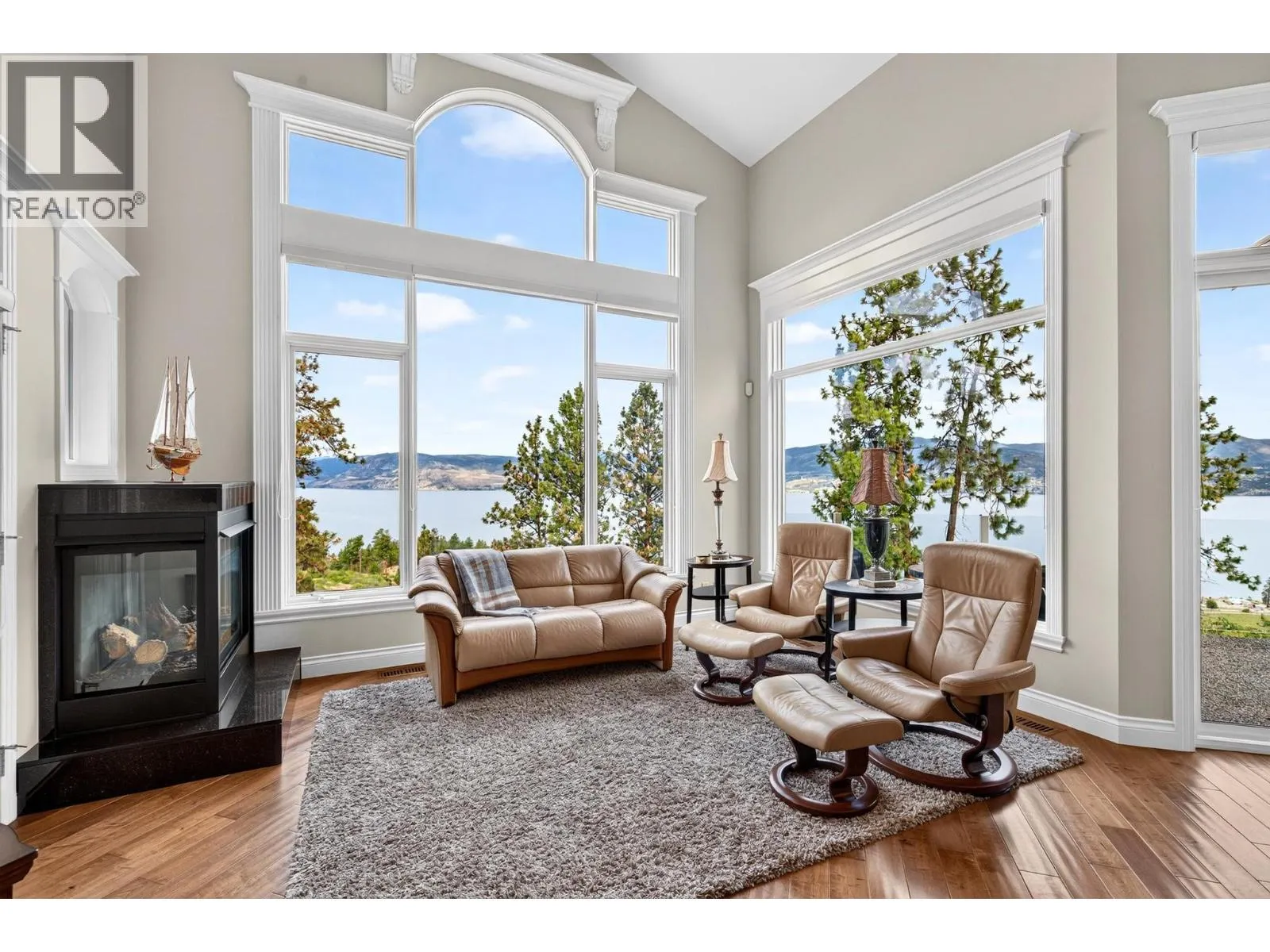 5386 Tanager Court