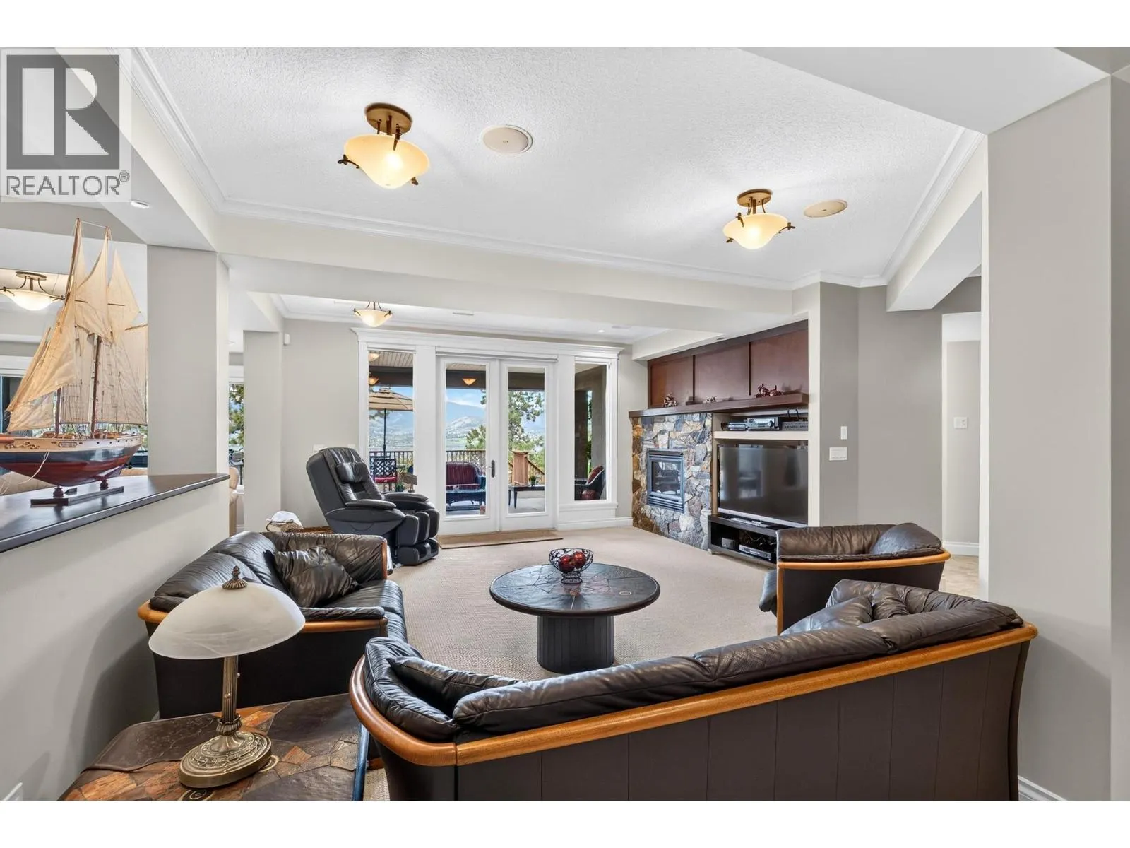 5386 Tanager Court