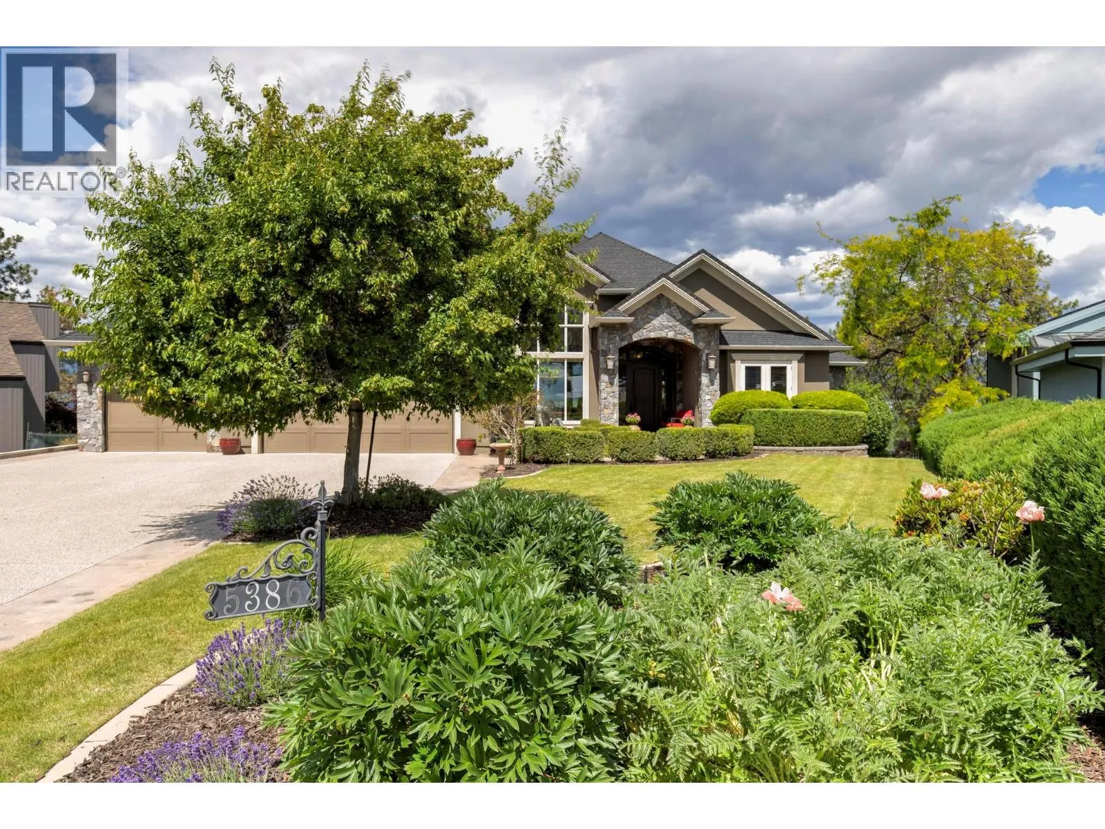 5386 Tanager Court