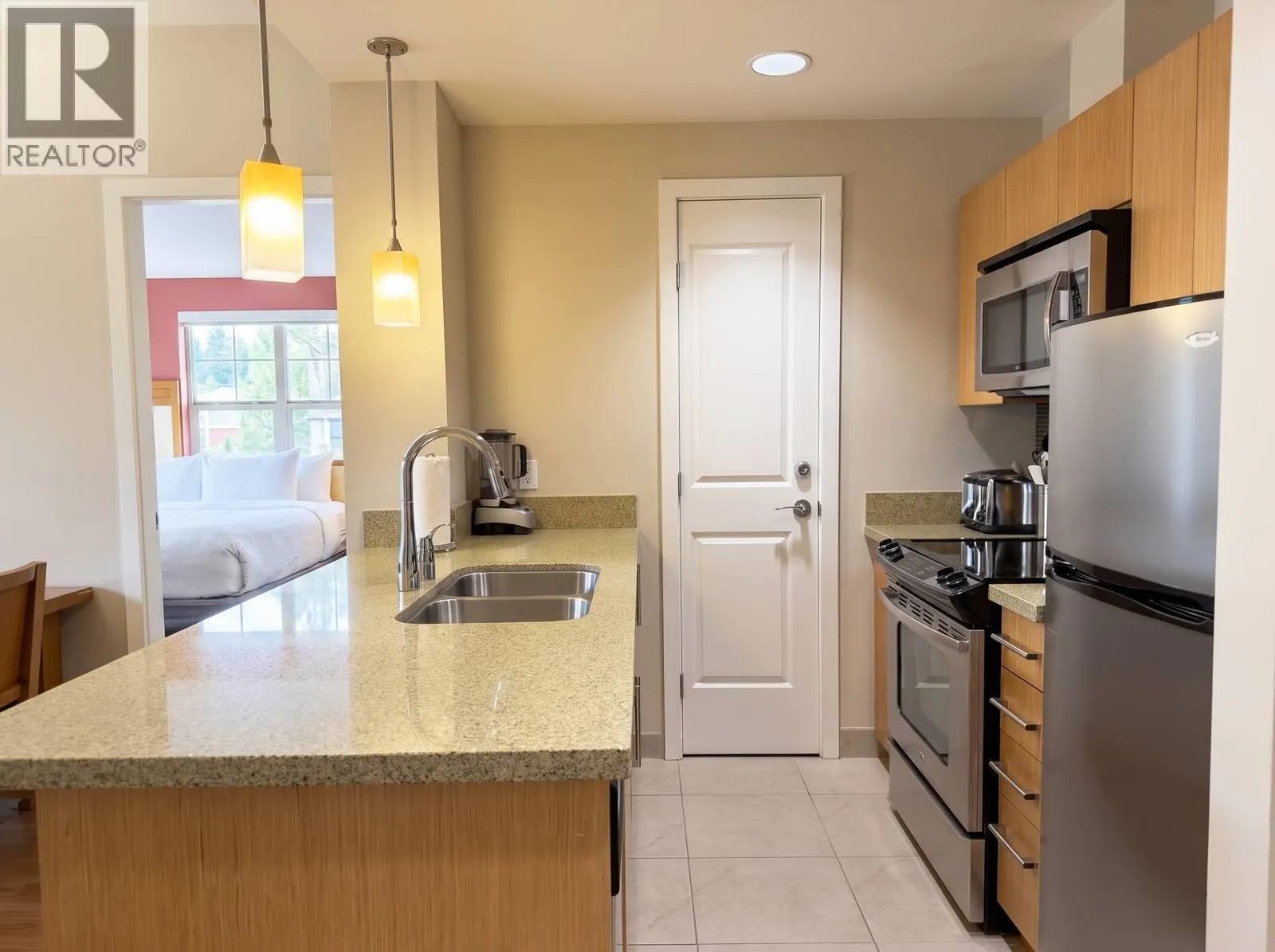 15 Park Place Unit# 201