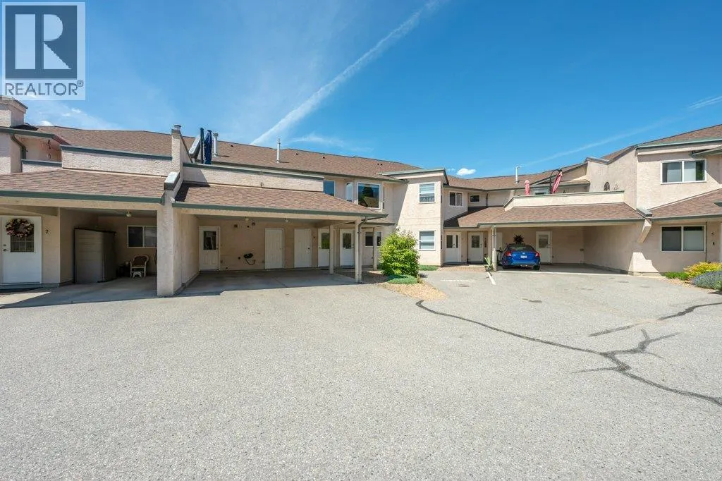 6514 MEADOWS Drive Unit# 8