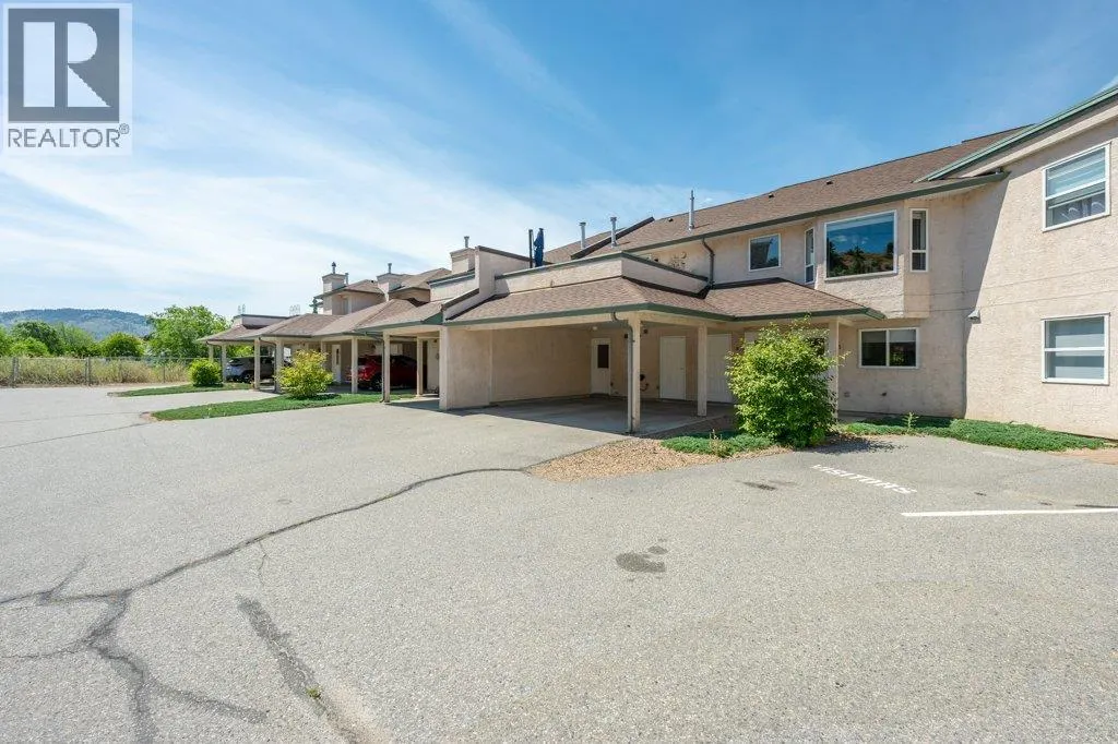 6514 MEADOWS Drive Unit# 8