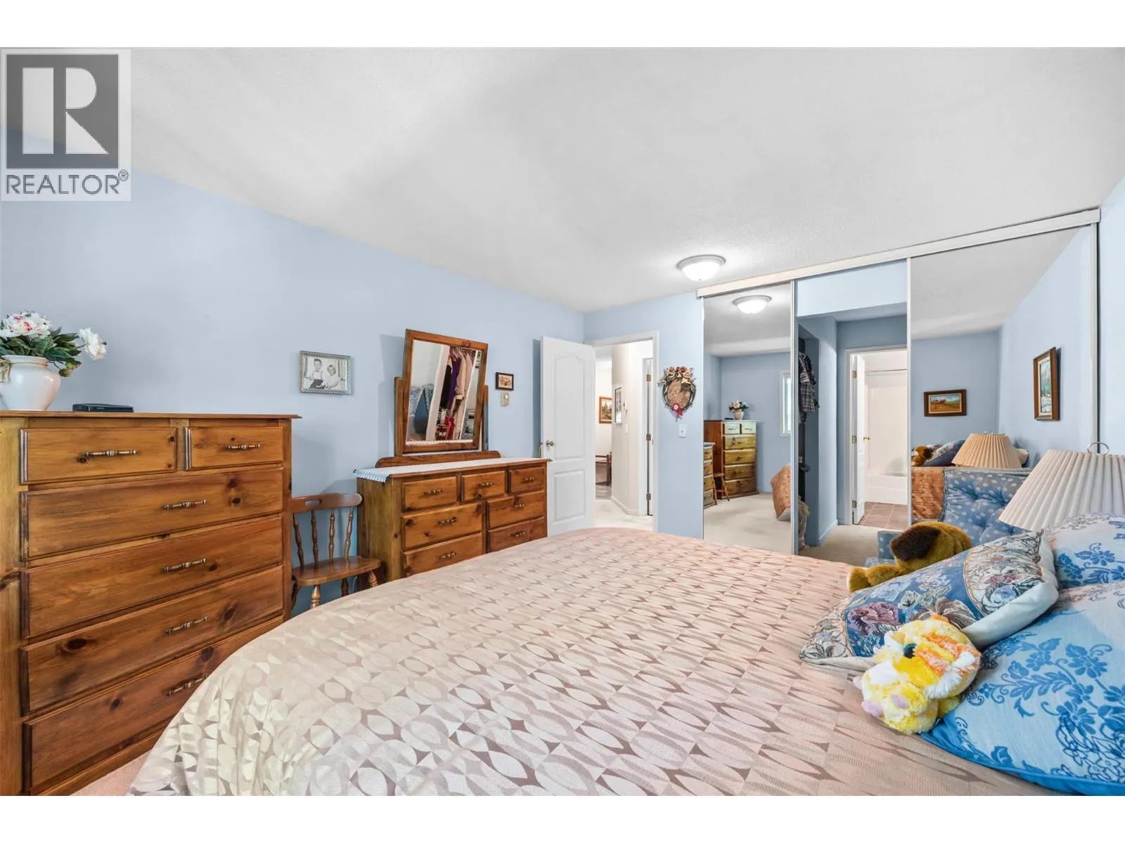 780 Houghton Road Unit# 408
