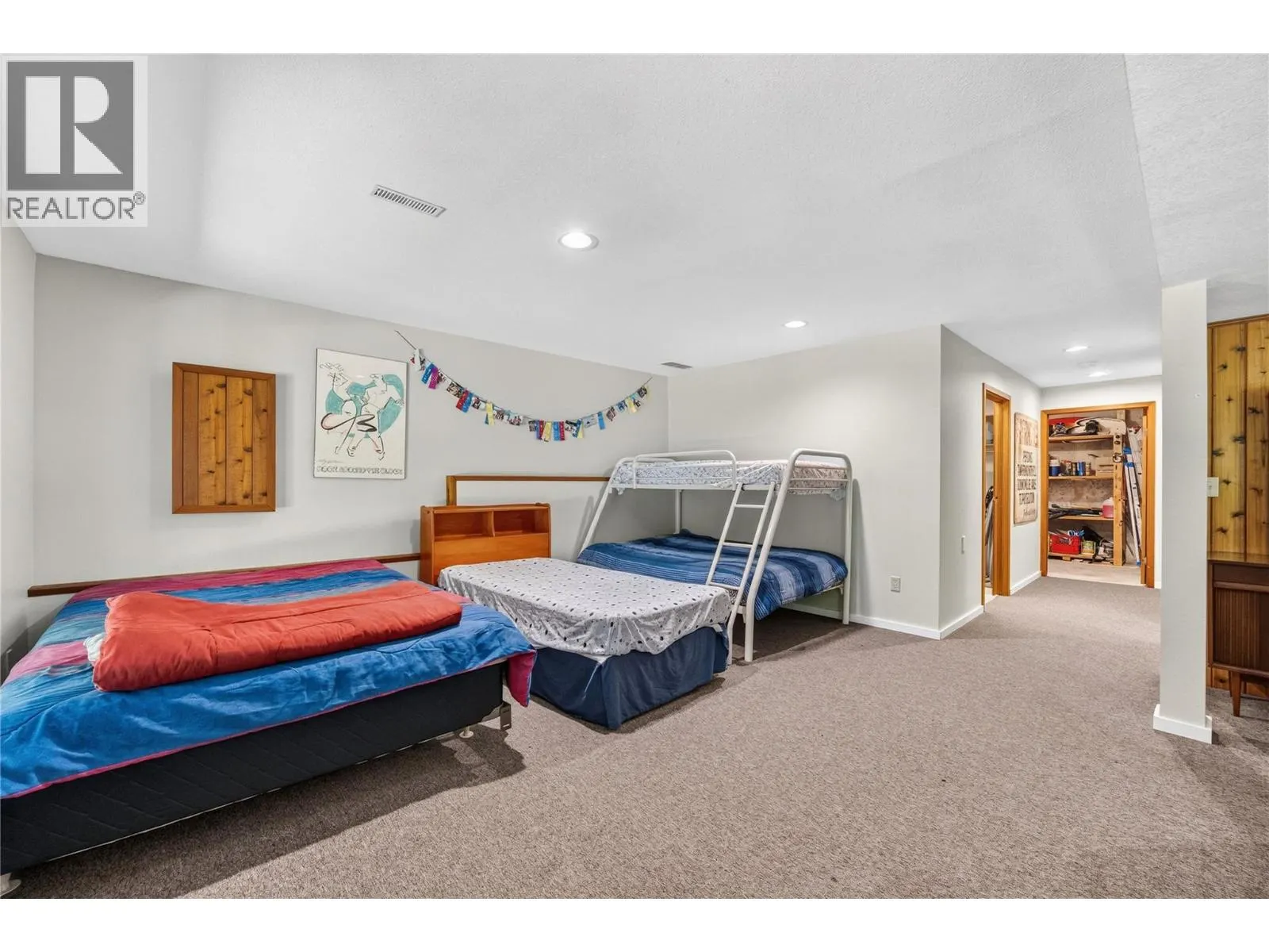 7429 Sunnybrae Canoe Point Road Unit# 28