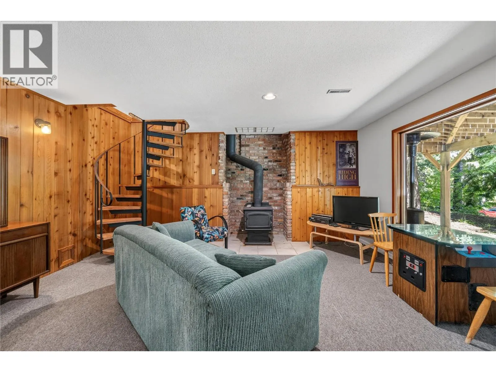 7429 Sunnybrae Canoe Point Road Unit# 28