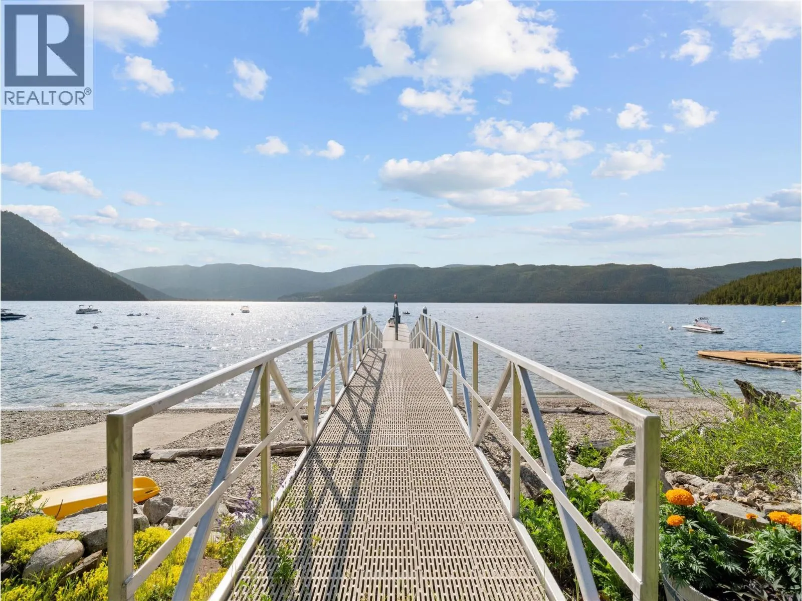 7429 Sunnybrae Canoe Point Road Unit# 28