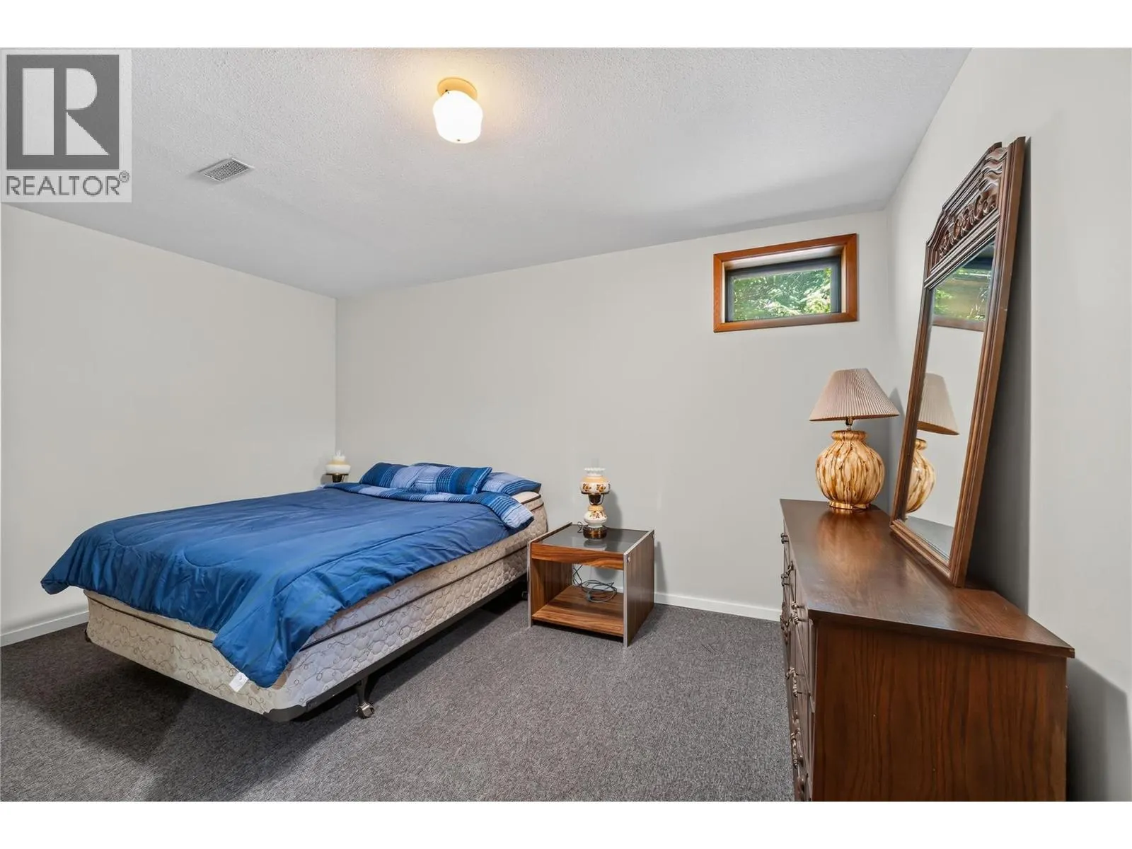 7429 Sunnybrae Canoe Point Road Unit# 28