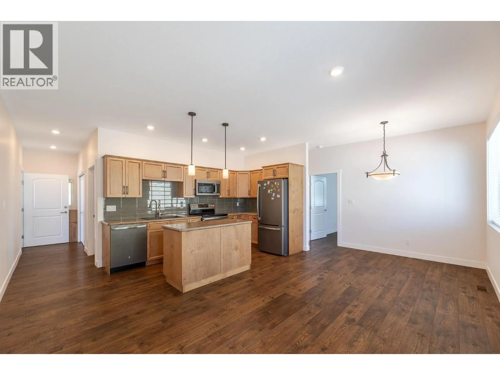 6602 Oxbow Crescent