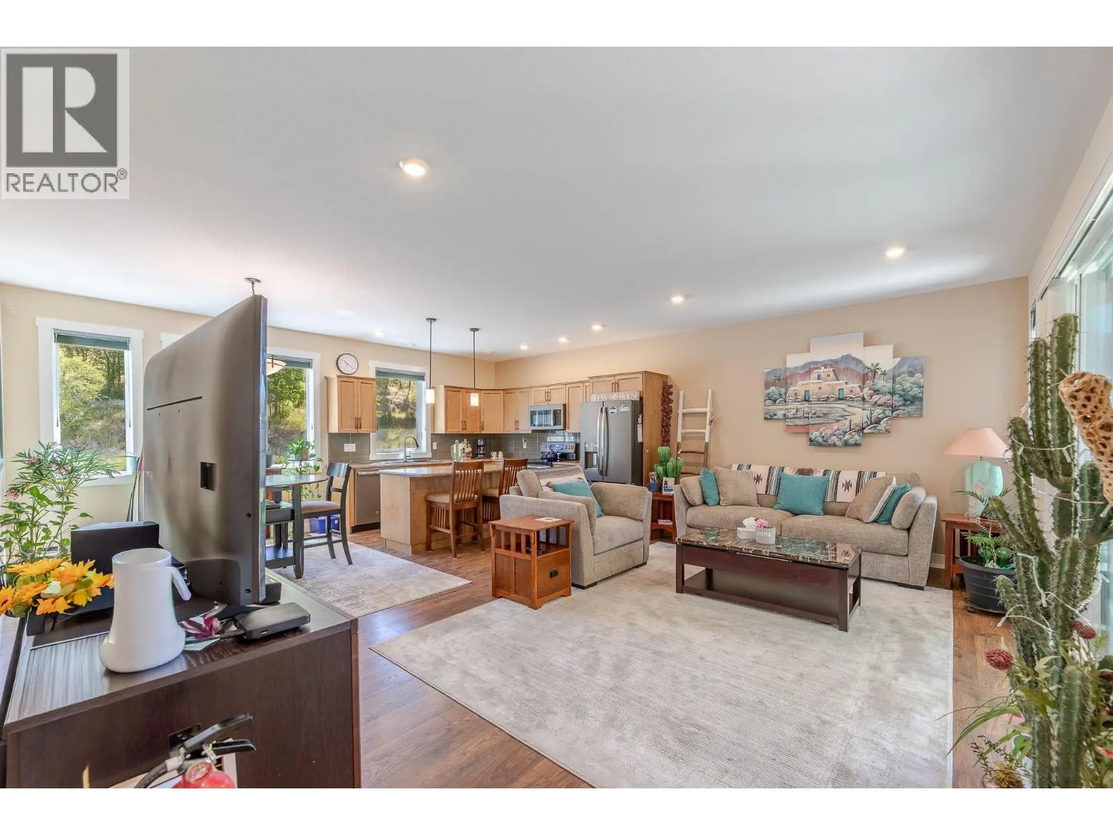 6602 Oxbow Crescent