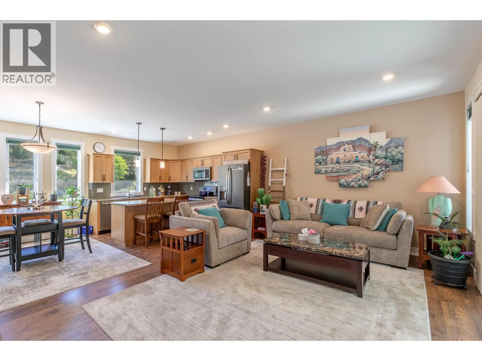 6602 Oxbow Crescent