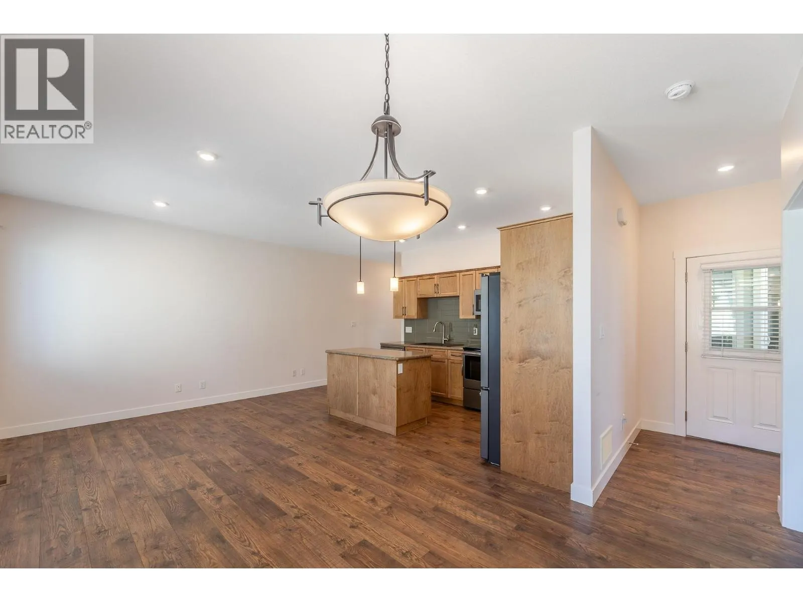 6602 Oxbow Crescent