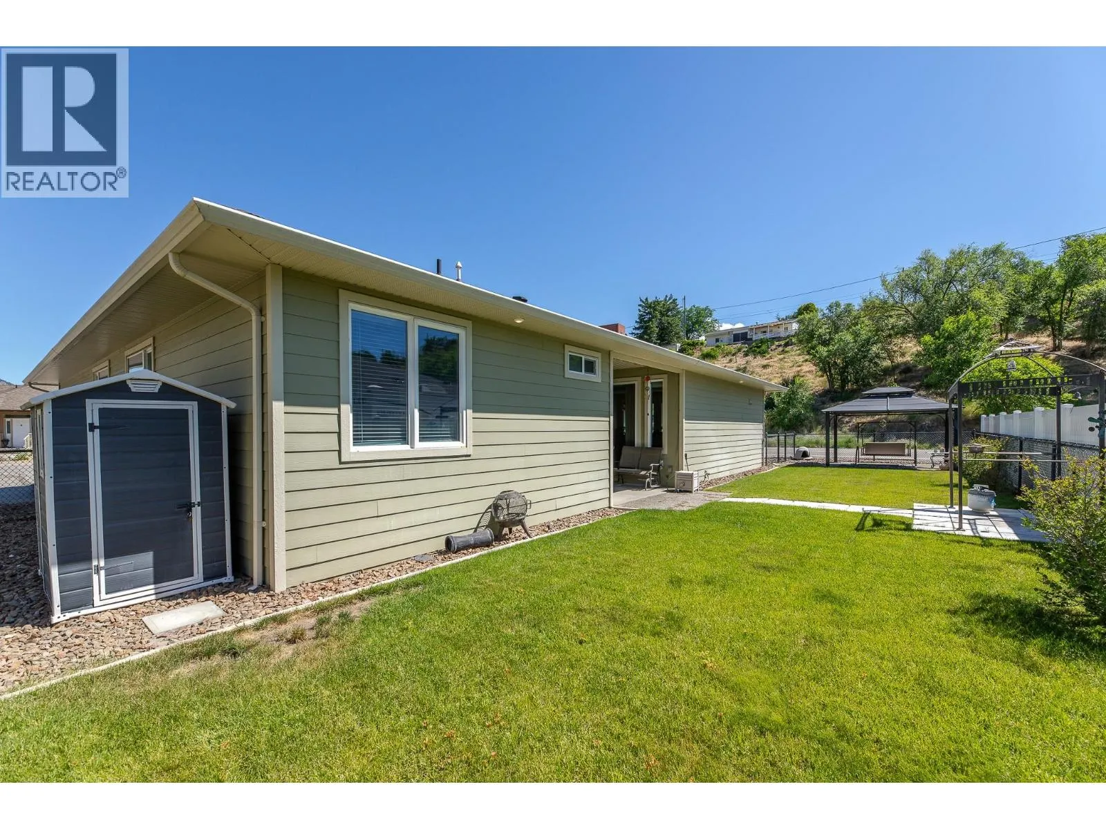 6602 Oxbow Crescent