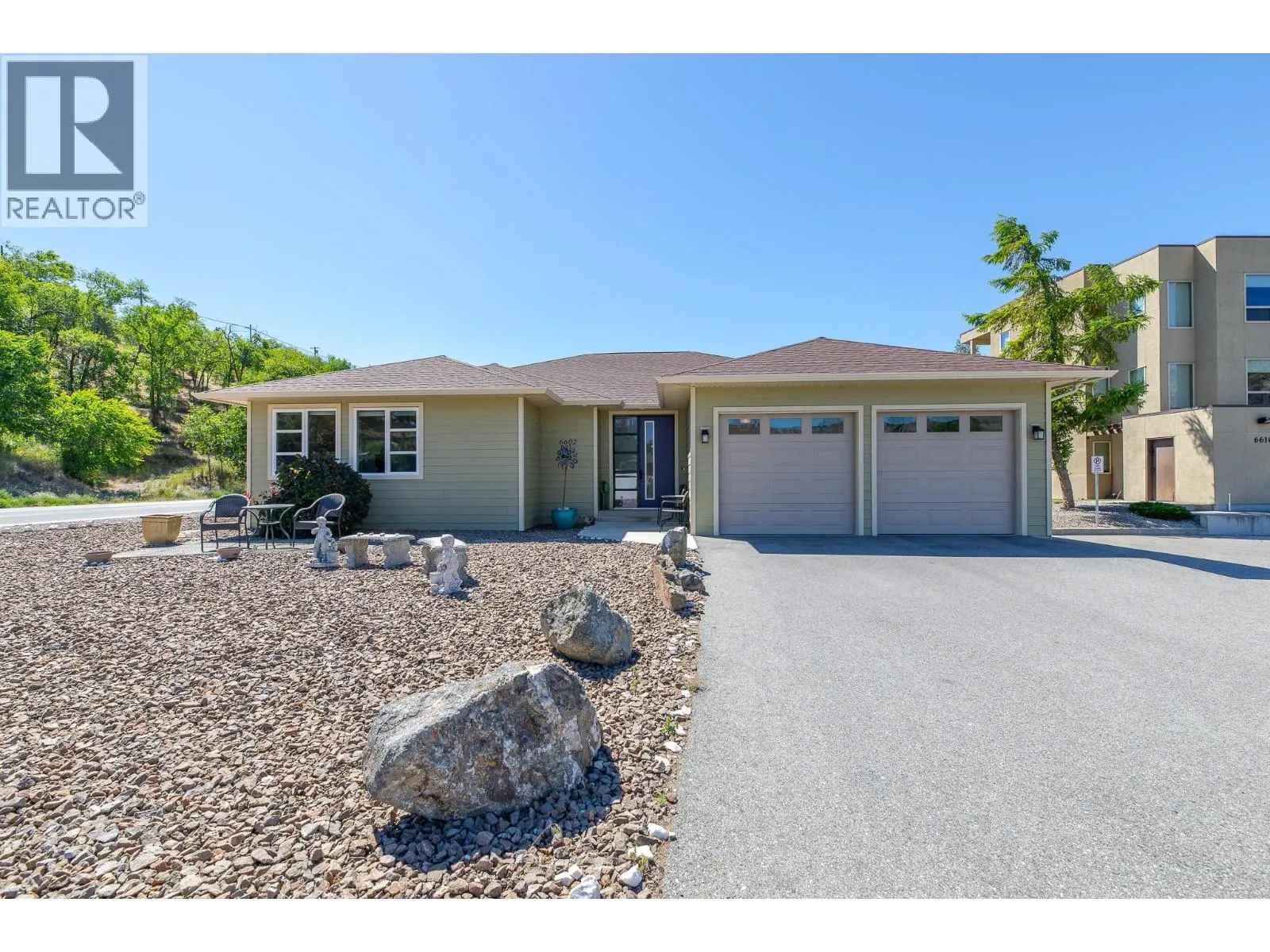 6602 Oxbow Crescent