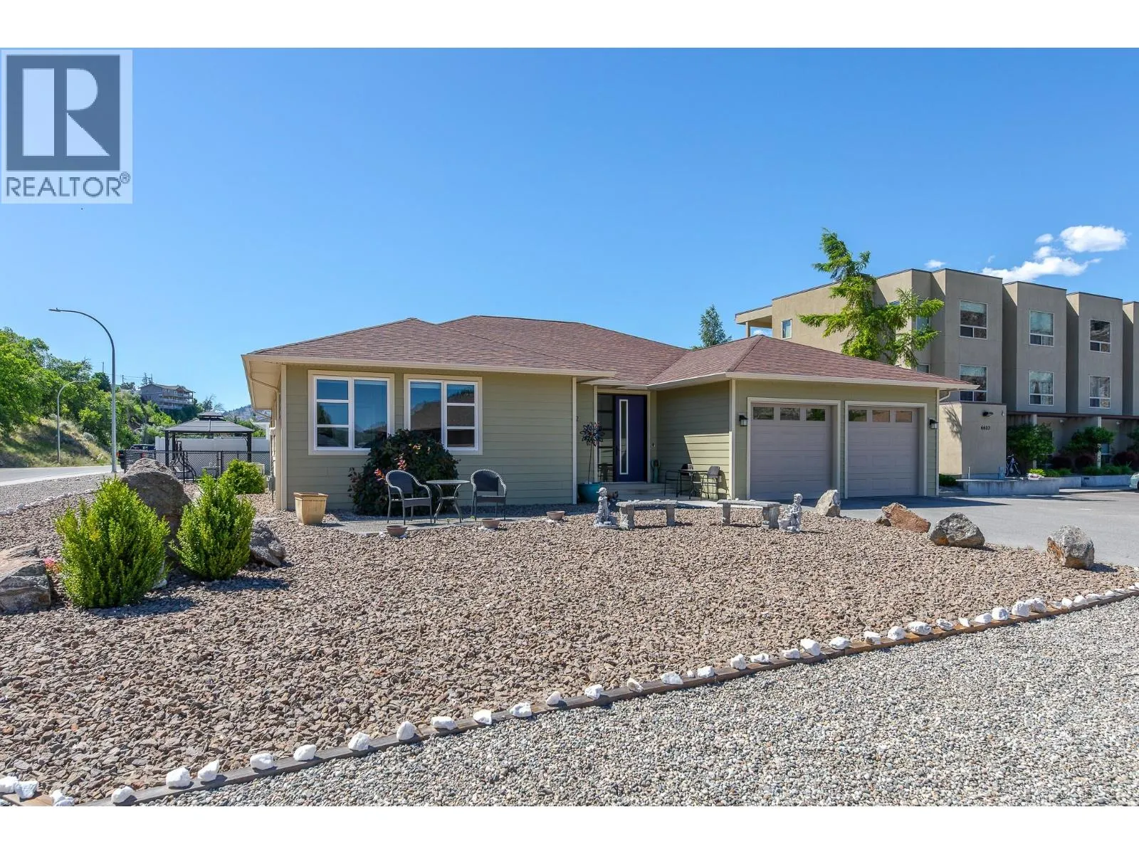 6602 Oxbow Crescent