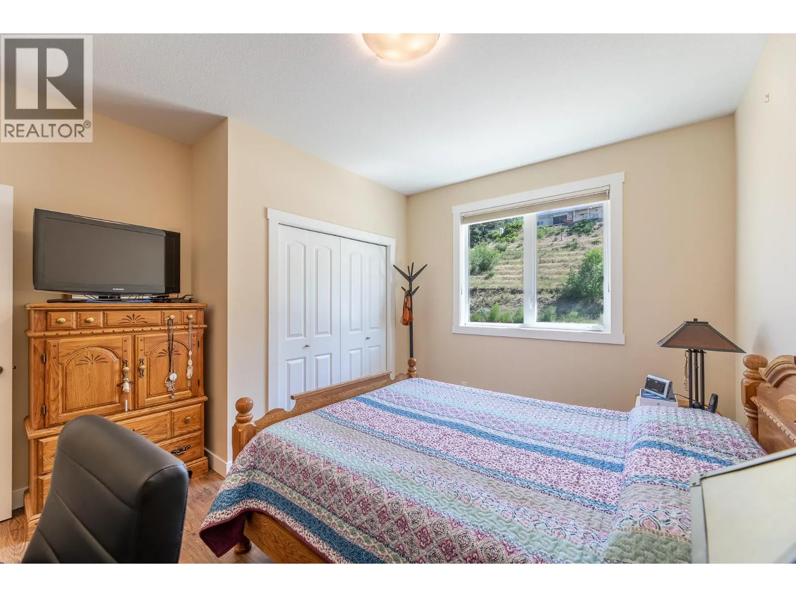 6602 Oxbow Crescent