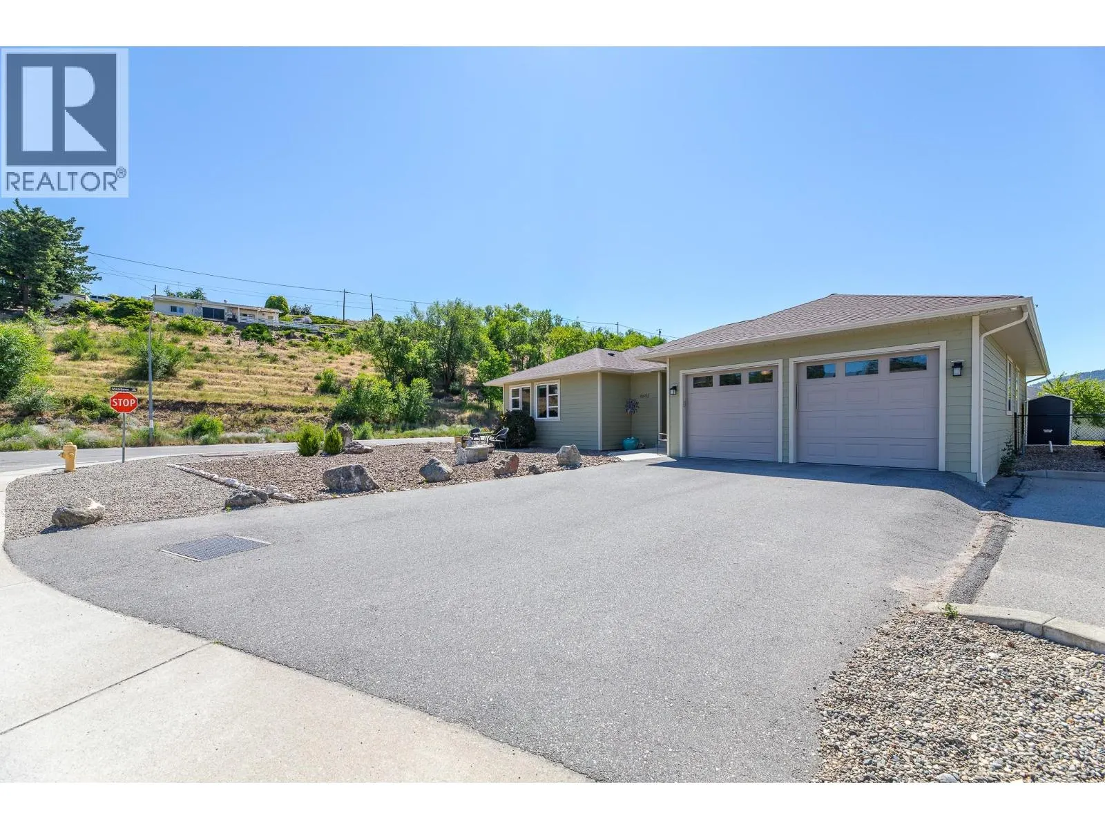 6602 Oxbow Crescent