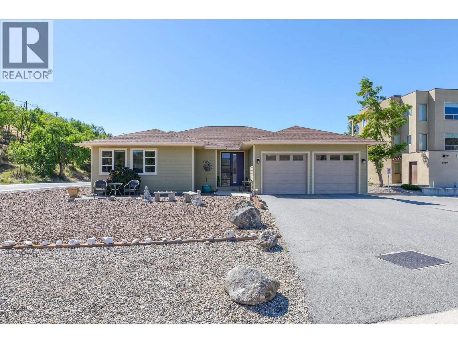 6602 Oxbow Crescent