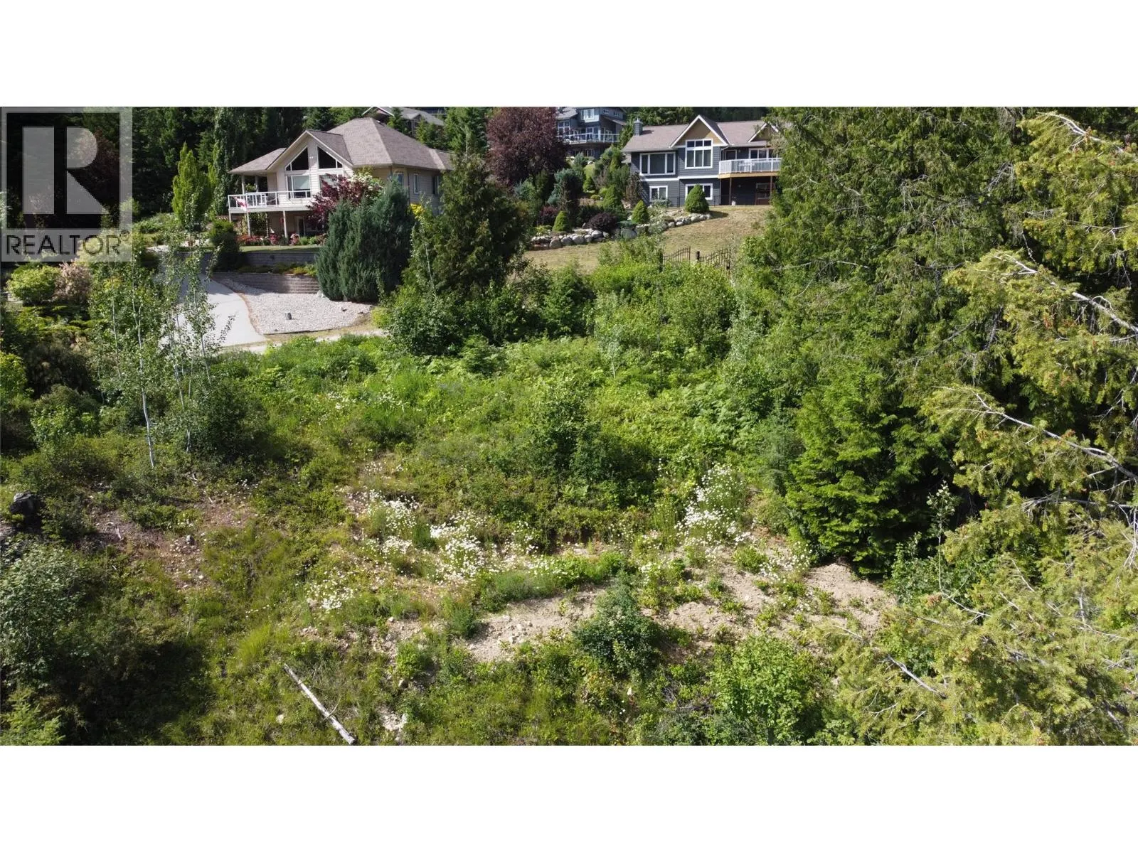 6820 Grandview Drive