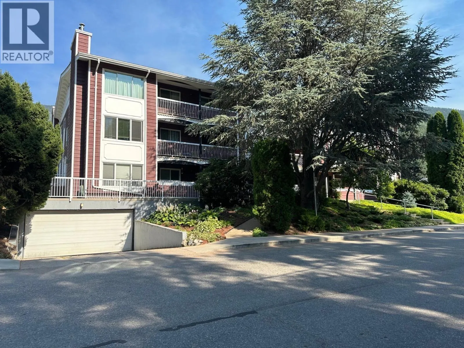 620 Second Street Unit# 105