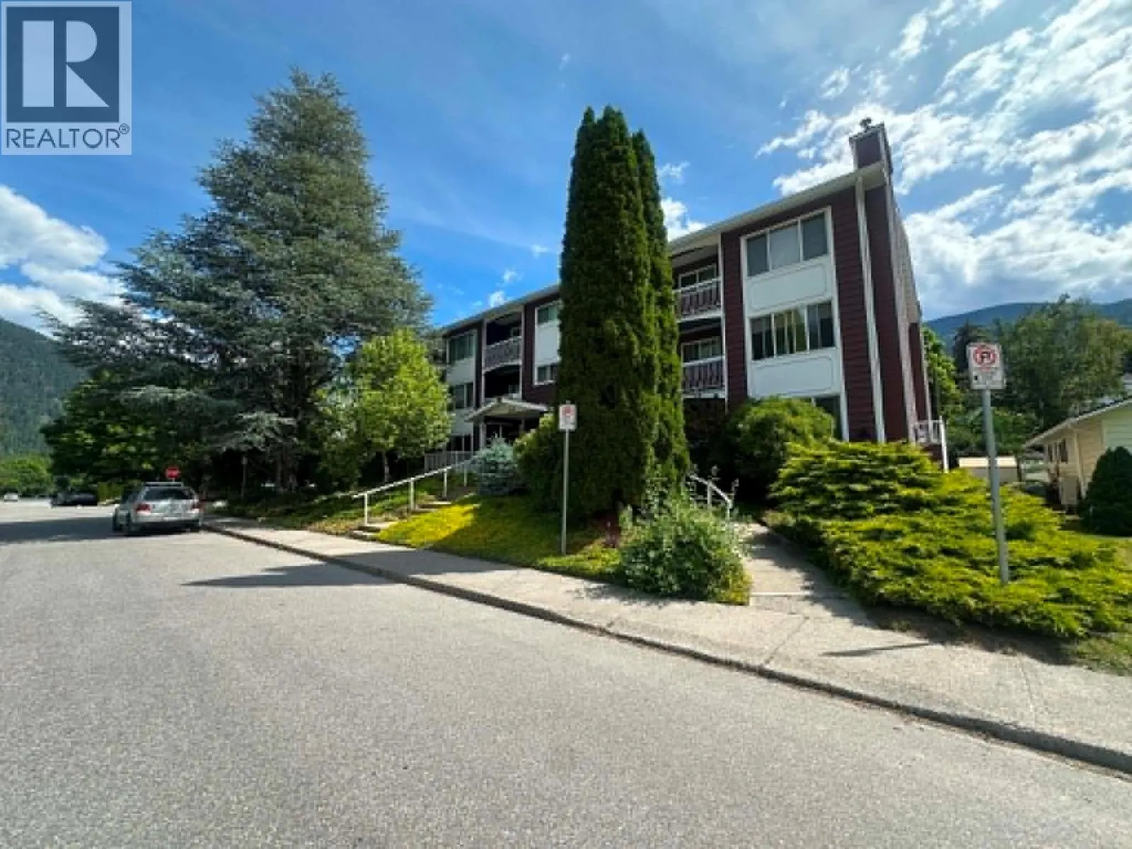 620 Second Street Unit# 105