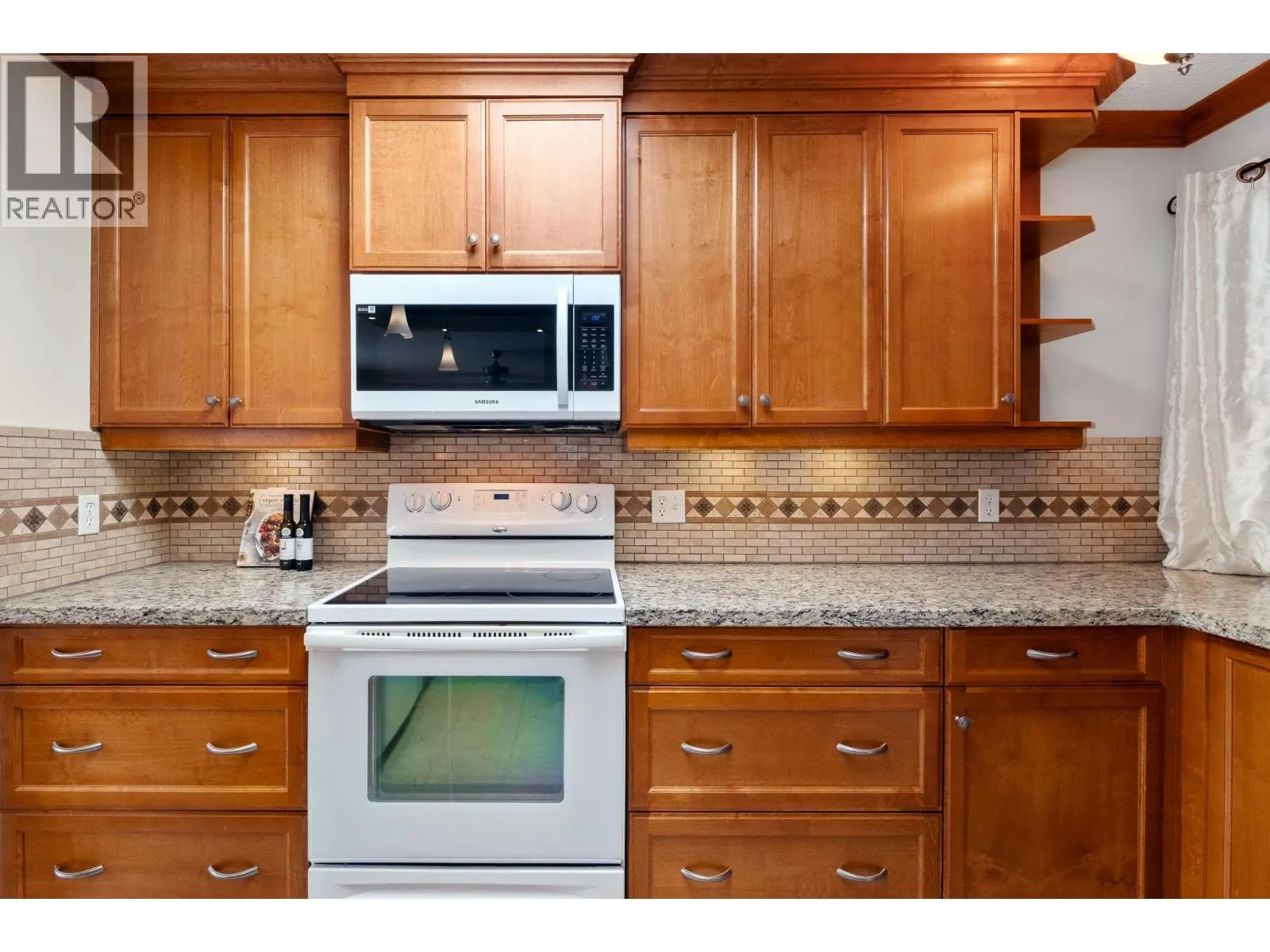 3370 Casorso Road Unit# 21