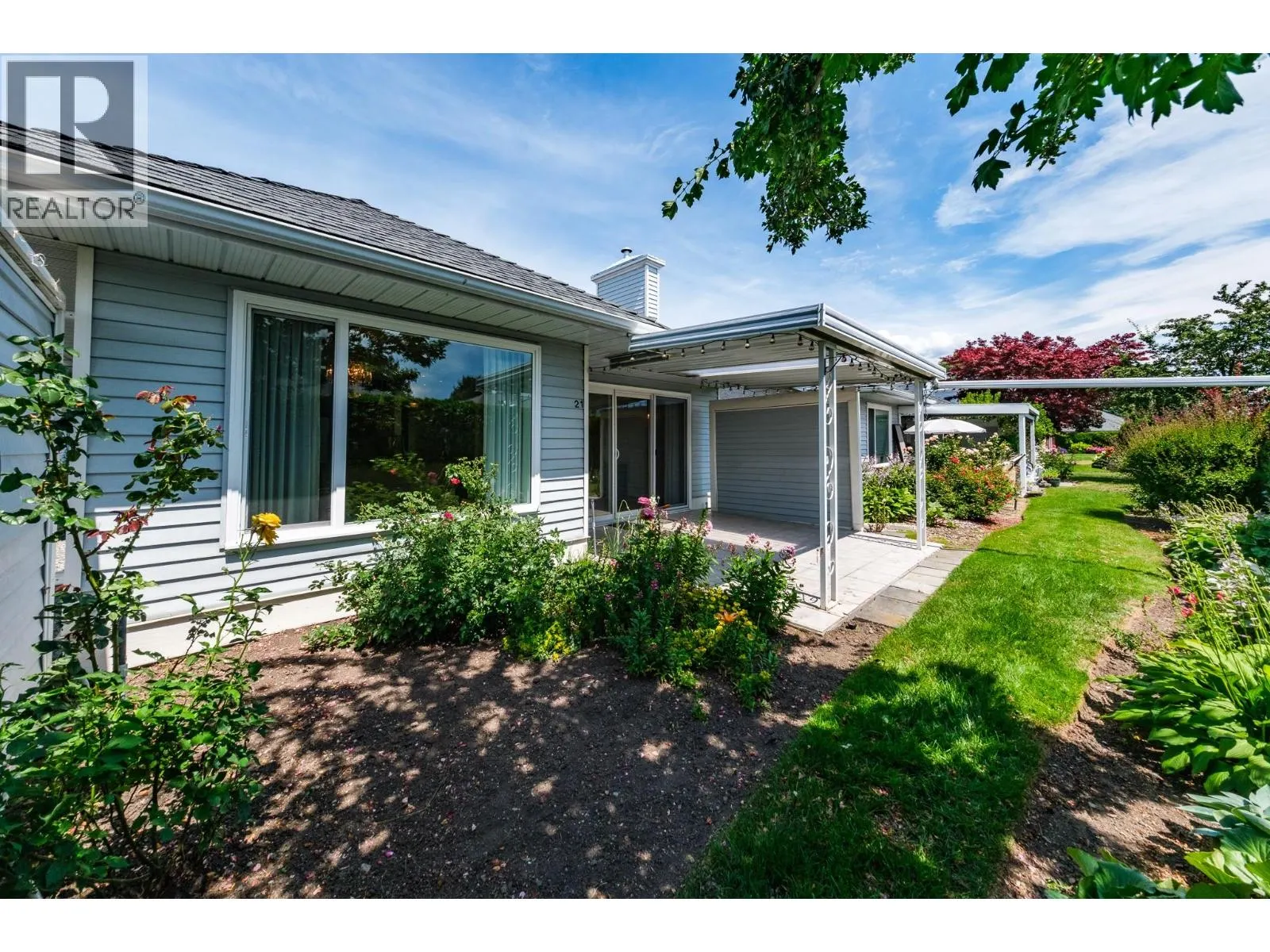 3370 Casorso Road Unit# 21