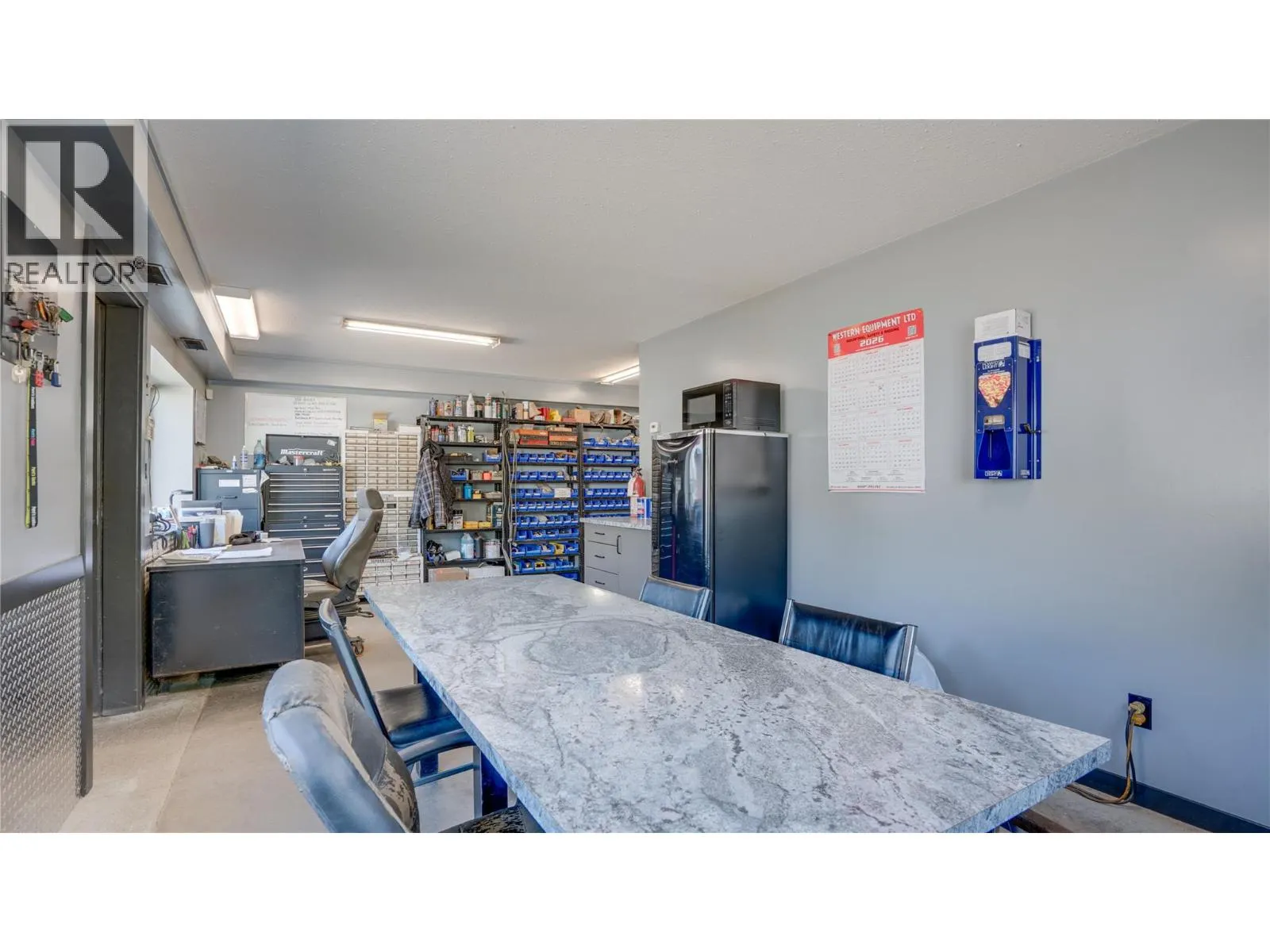 1453 Dyffryn Road