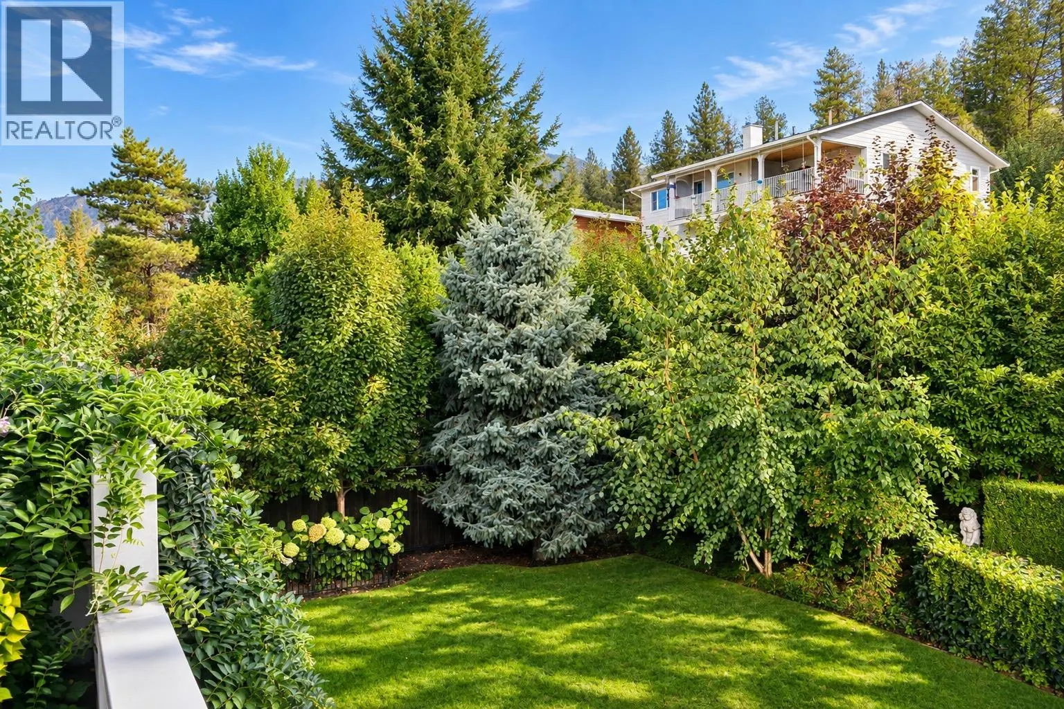 319 Carmel Crescent