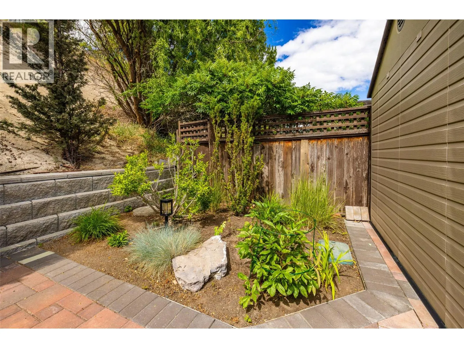 2060 Spyglass Way