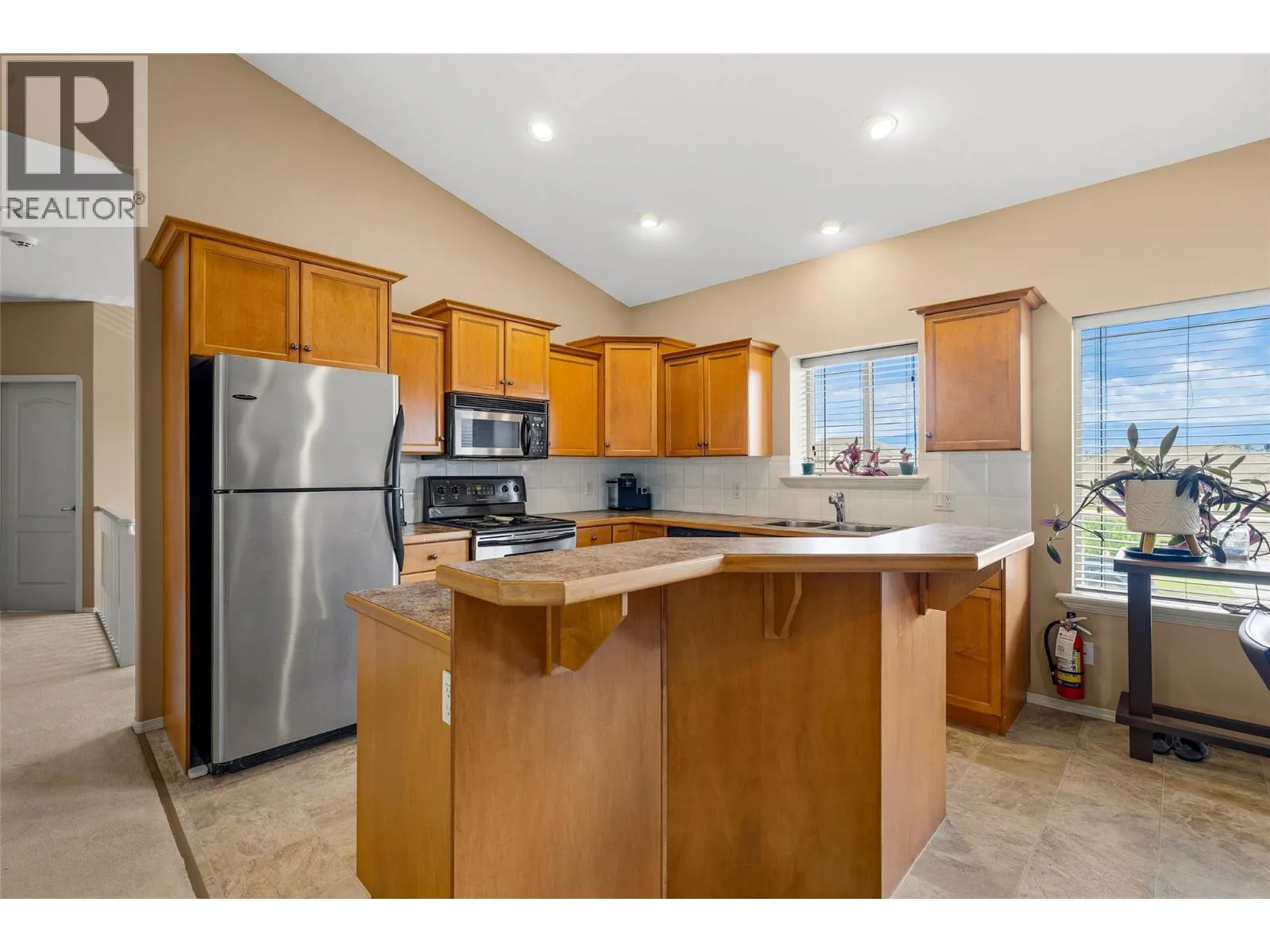 2060 Spyglass Way