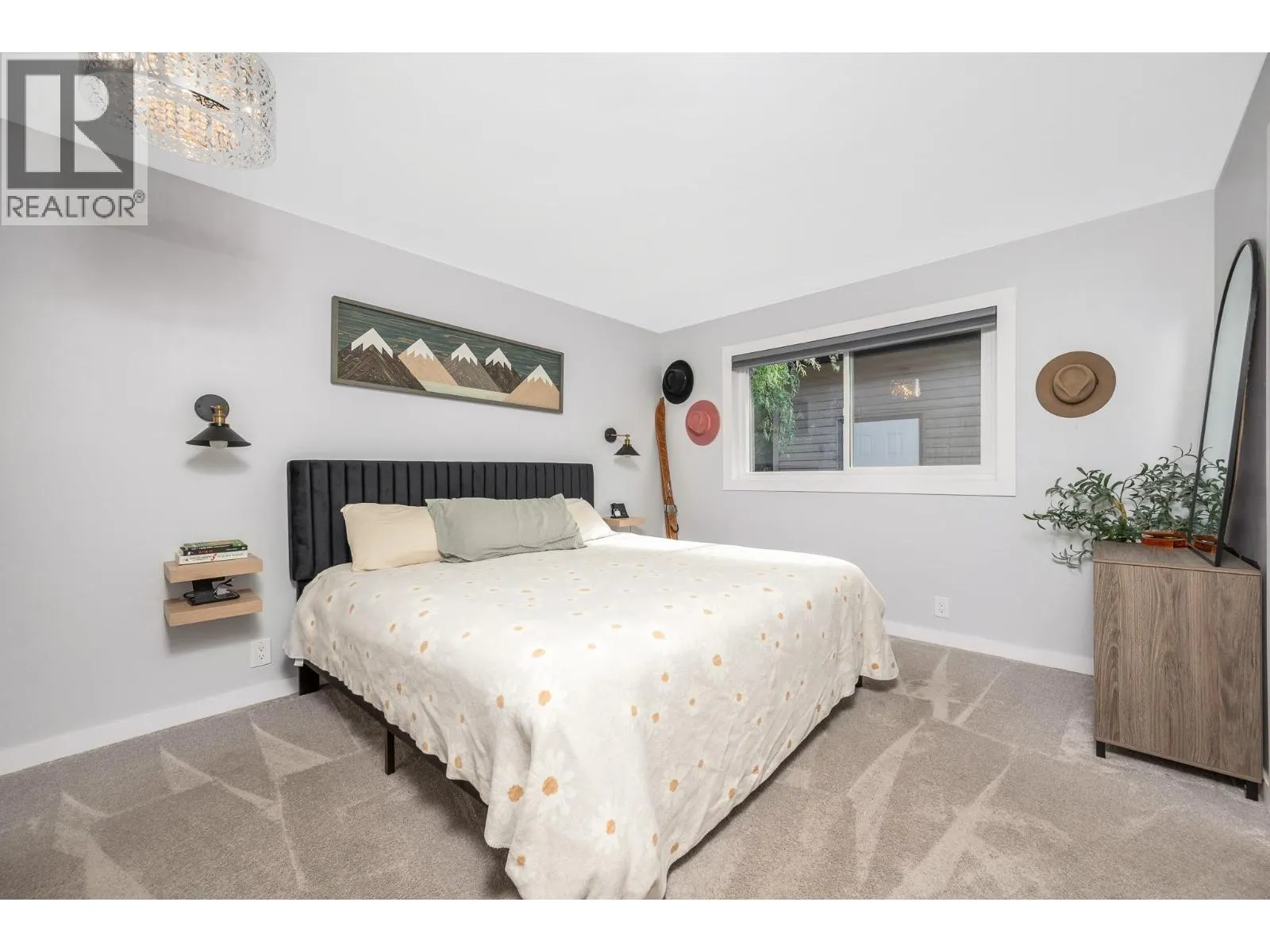 7590 Klinger Road