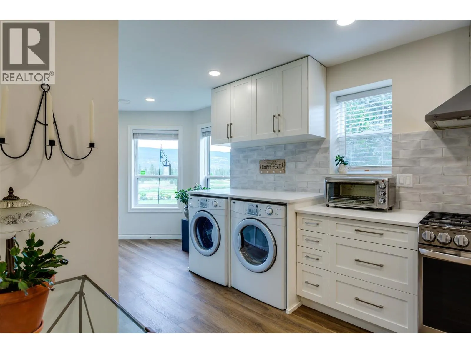 3080 Quail Crescent
