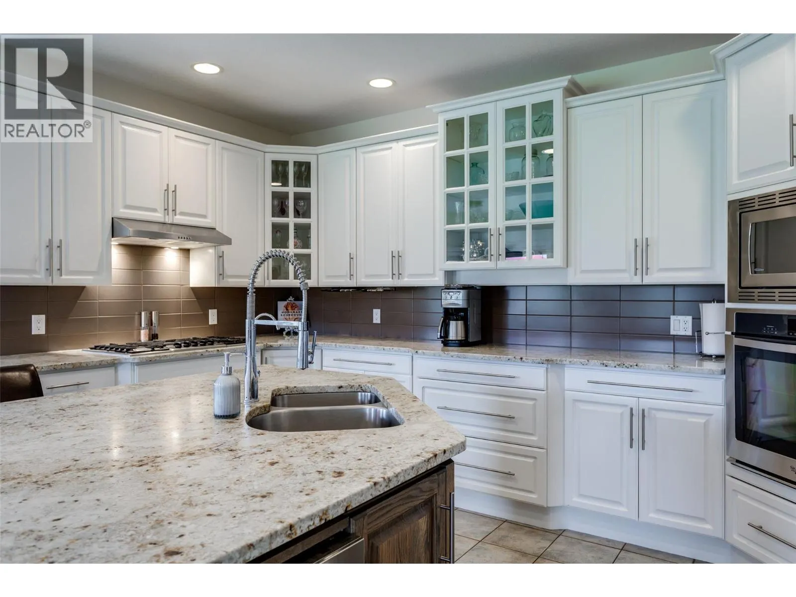 3080 Quail Crescent