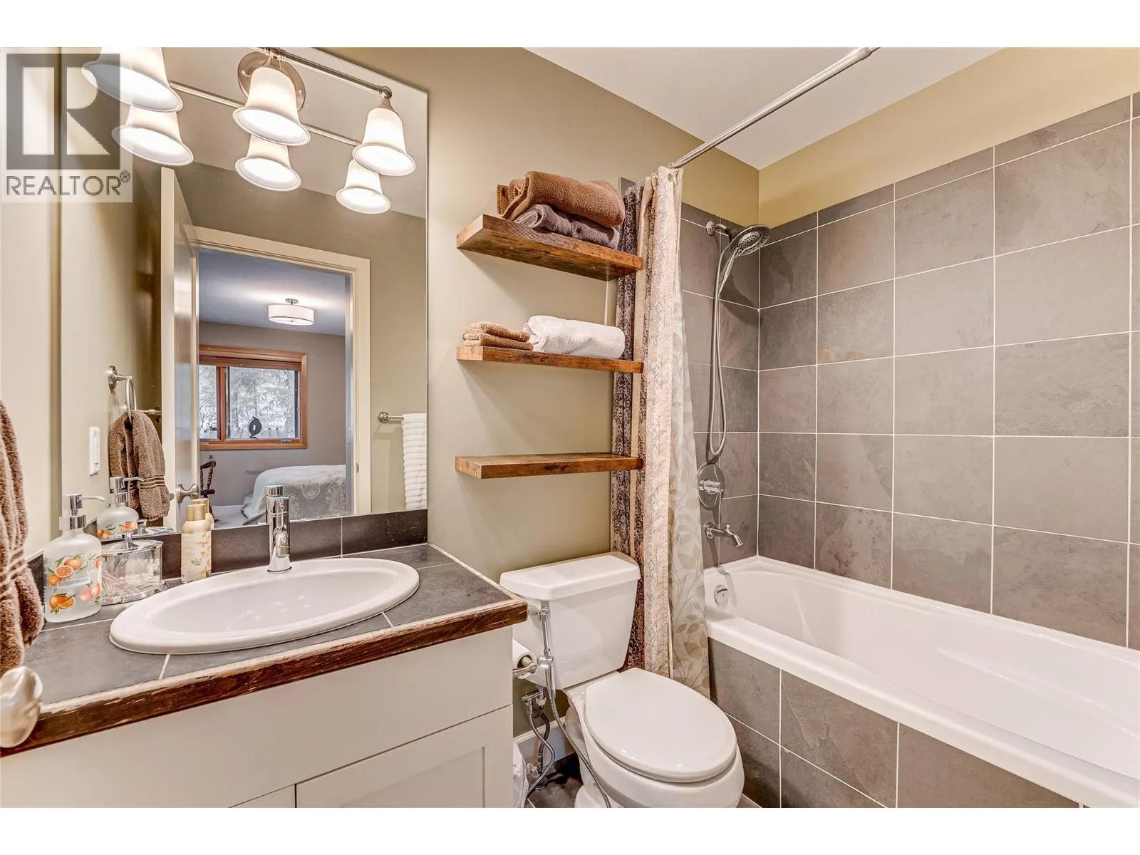 9845 Eastside Road Unit# 92