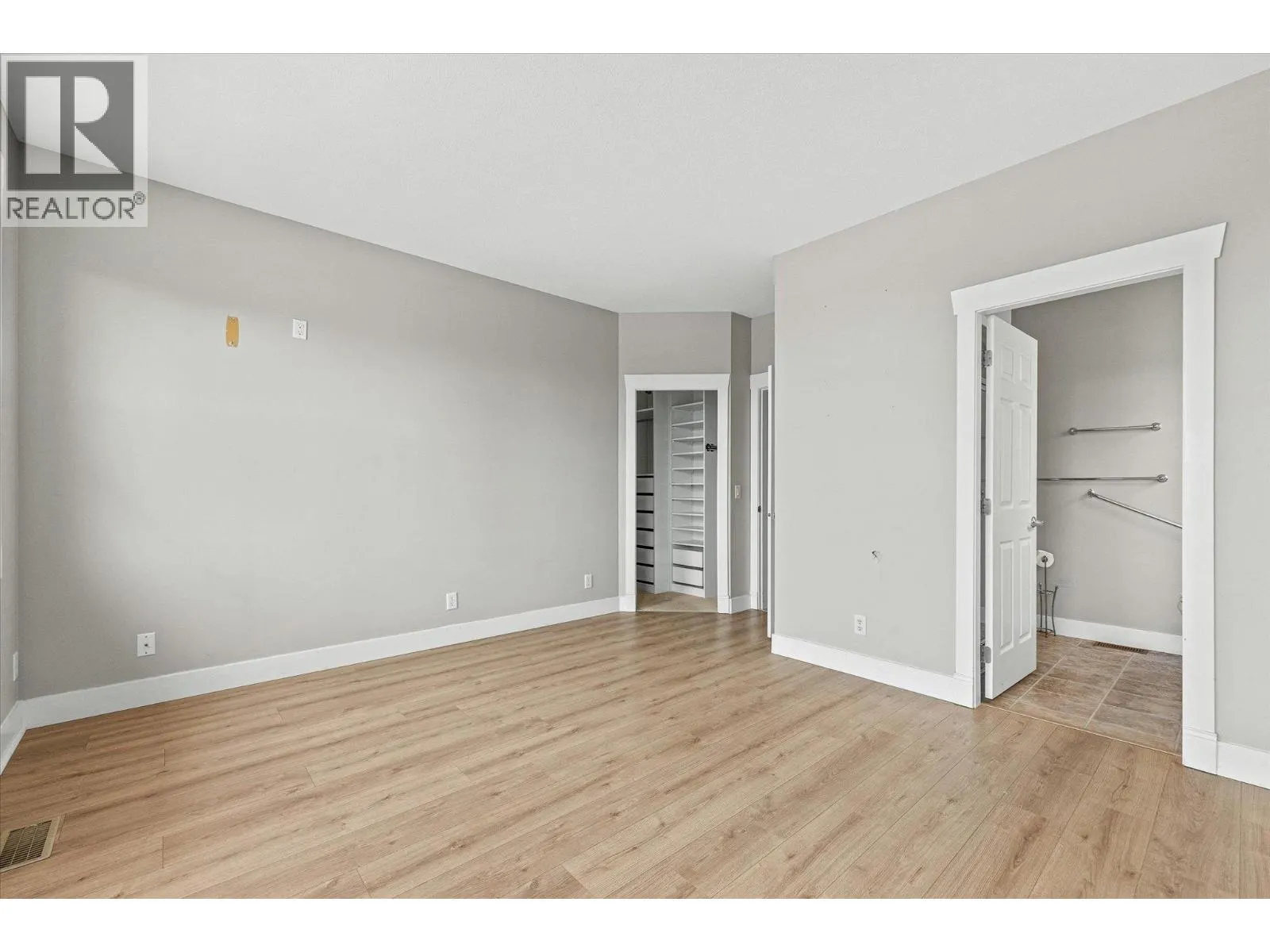574 Gowen Place