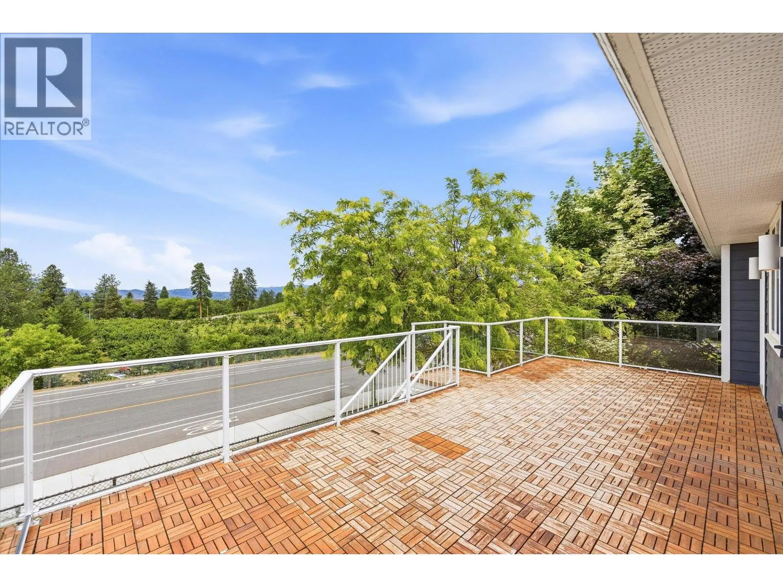574 Gowen Place