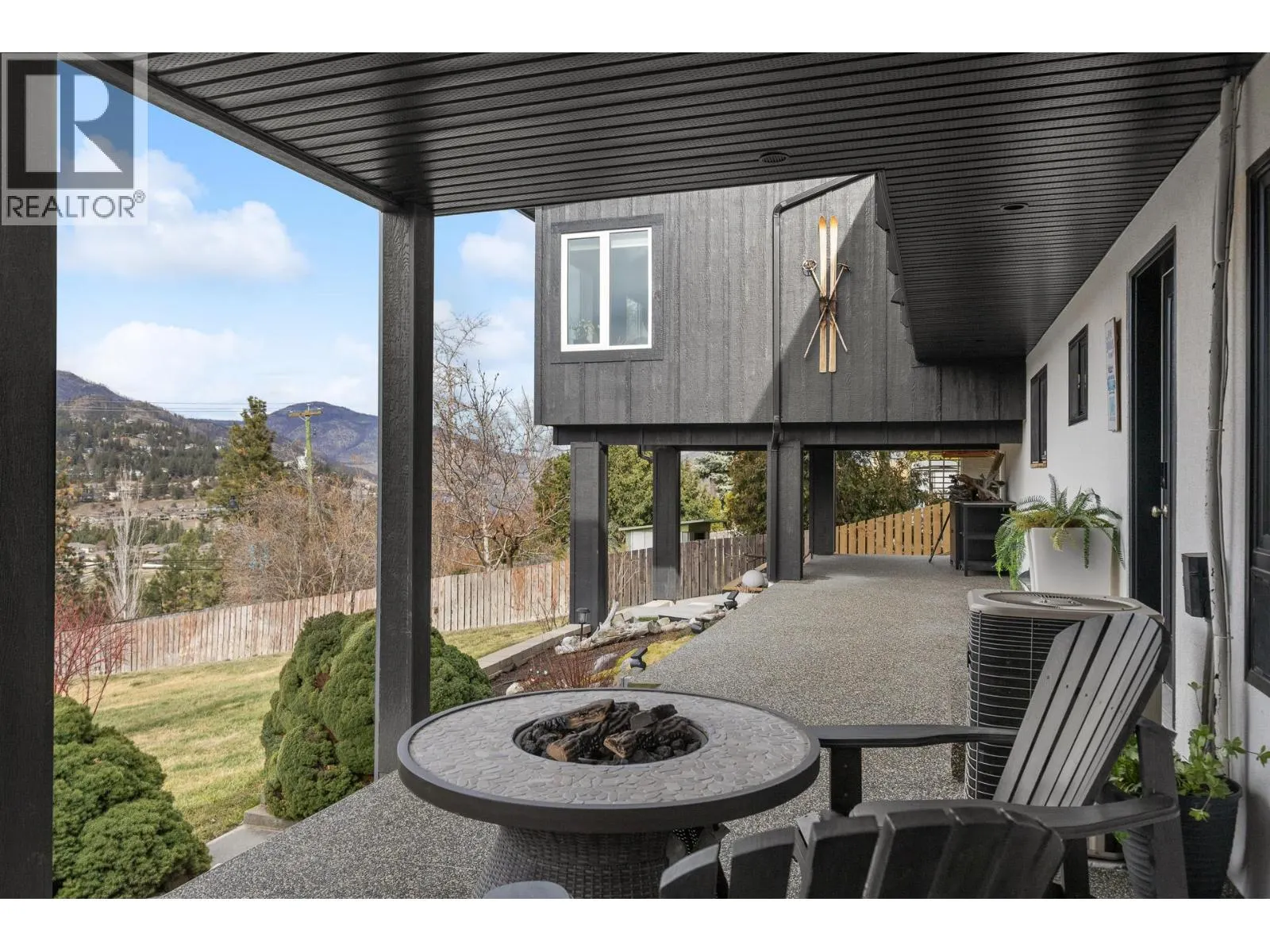 2426 Collingwood Road