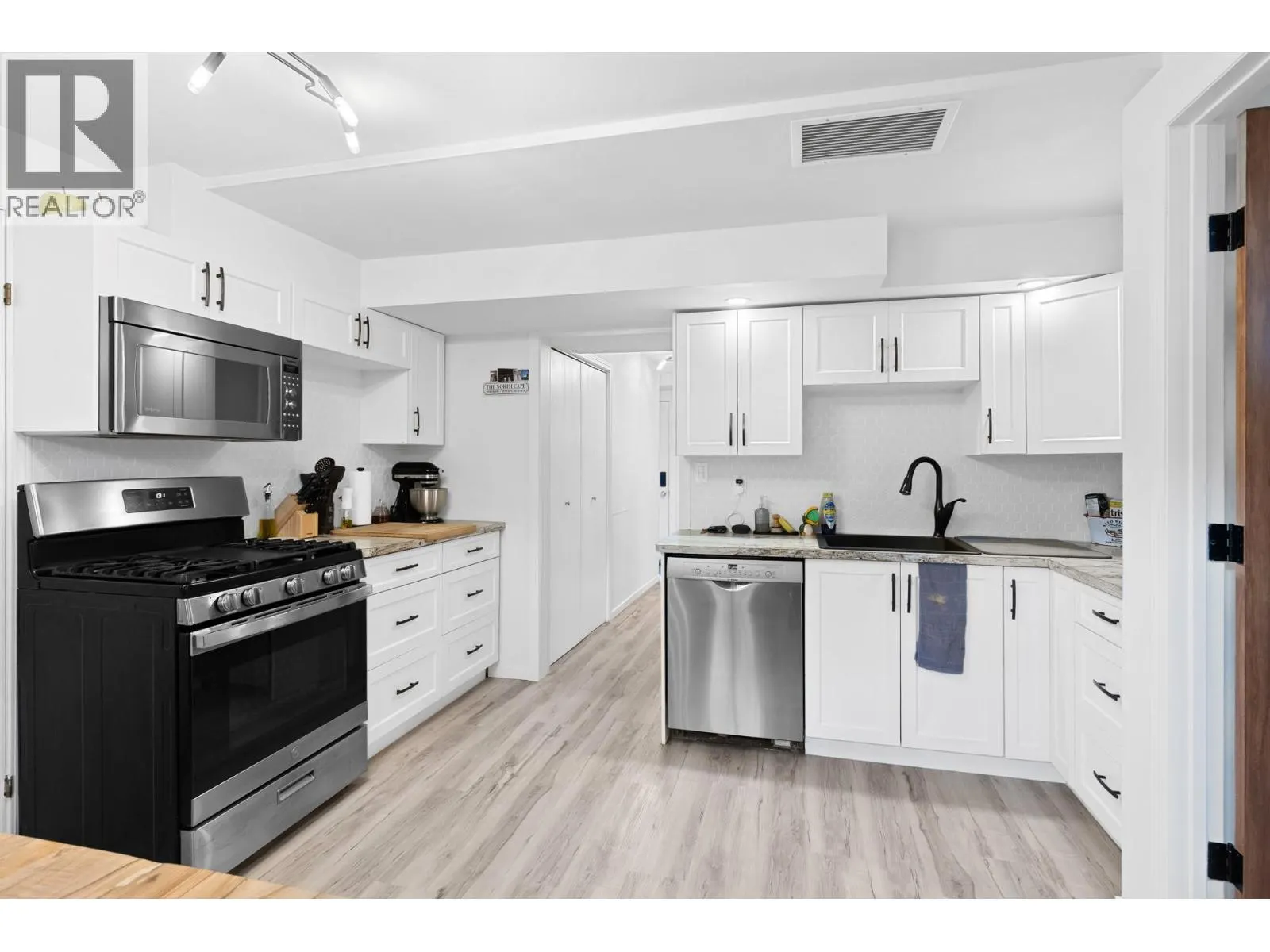2426 Collingwood Road