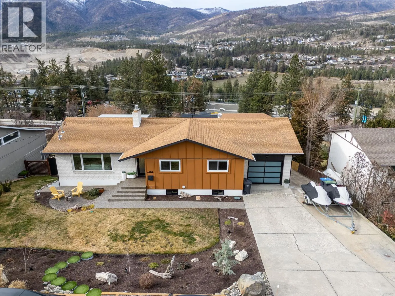 2426 Collingwood Road