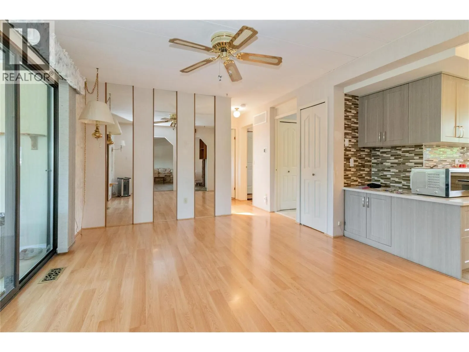 2098 Boucherie Road Unit# 44