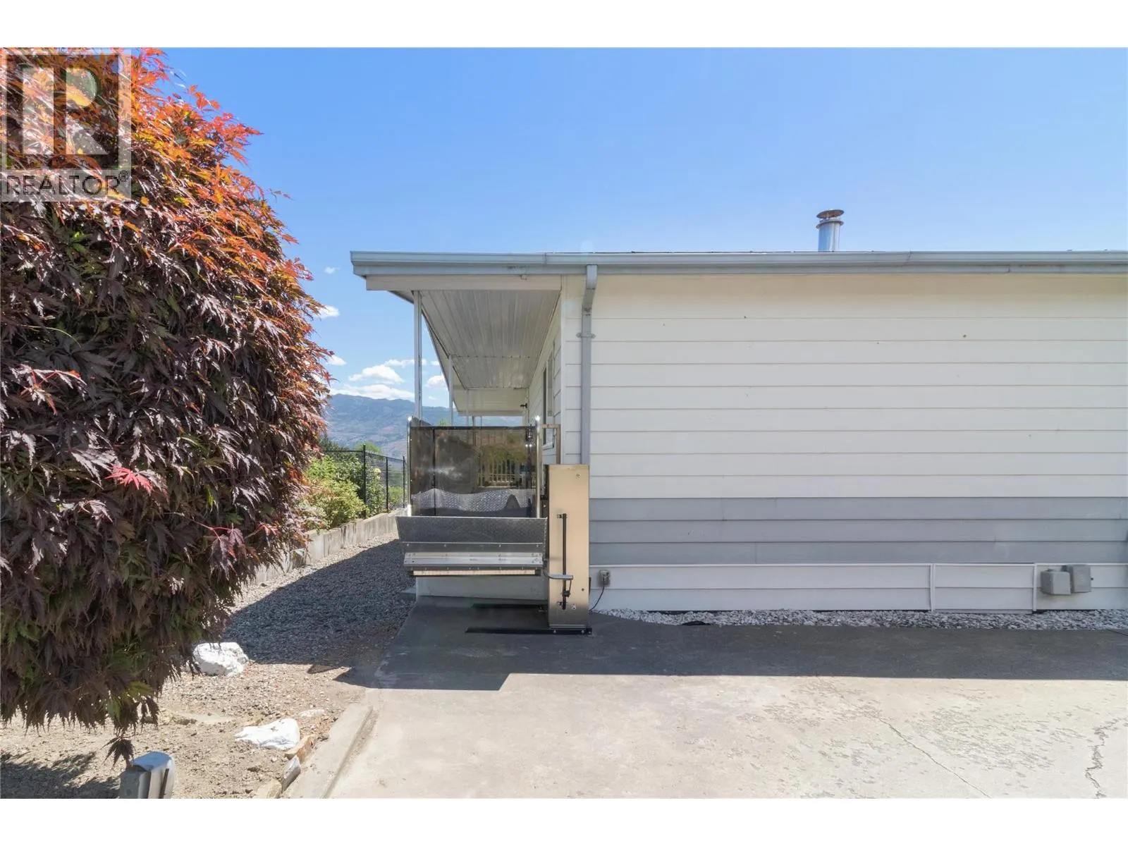 2098 Boucherie Road Unit# 44