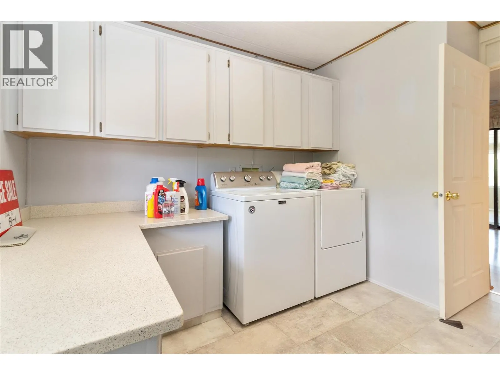 2098 Boucherie Road Unit# 44