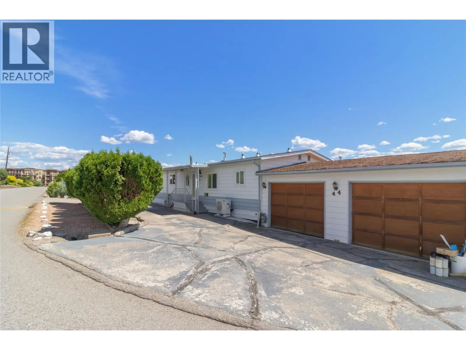 2098 Boucherie Road Unit# 44