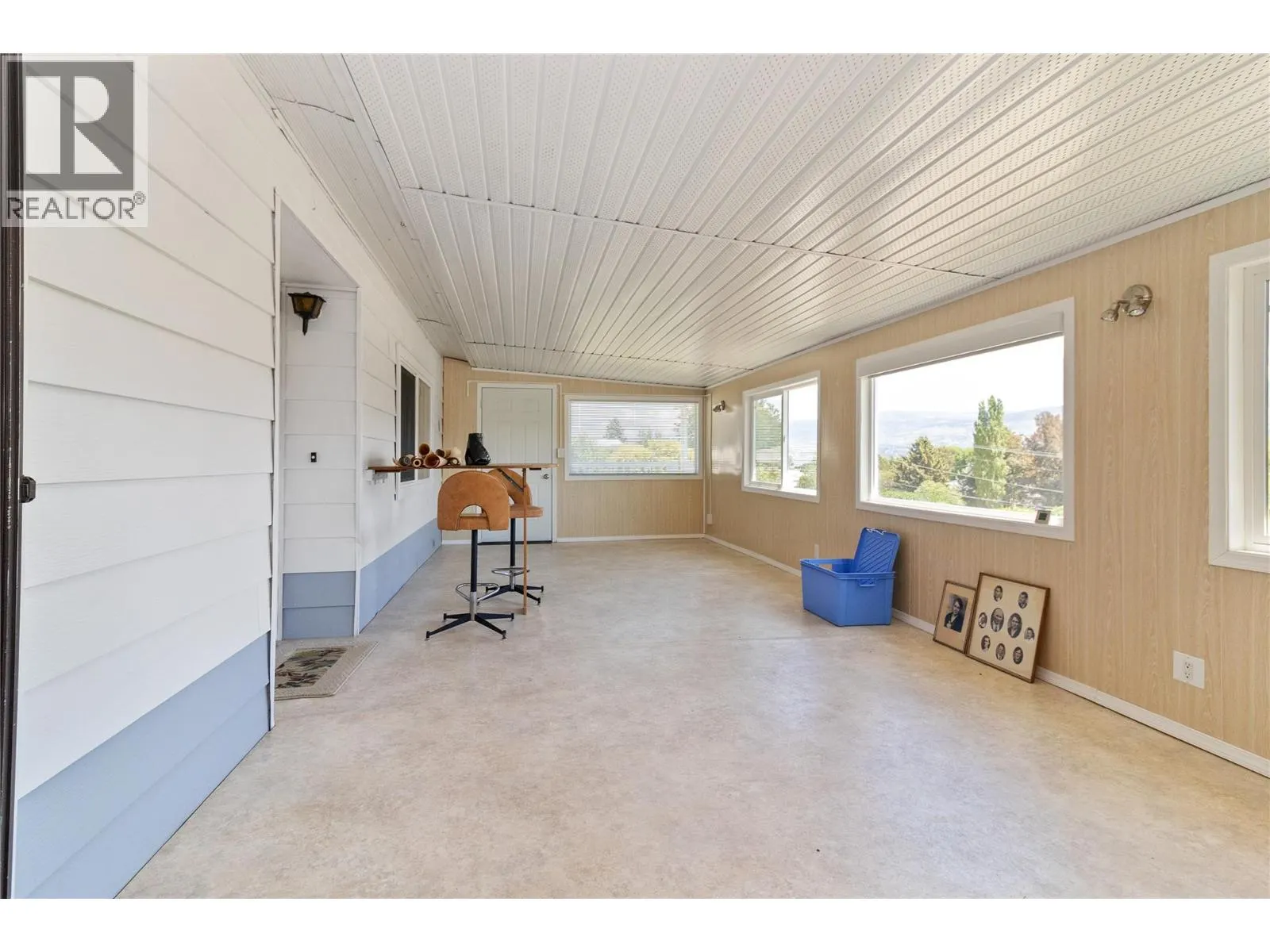 2098 Boucherie Road Unit# 44